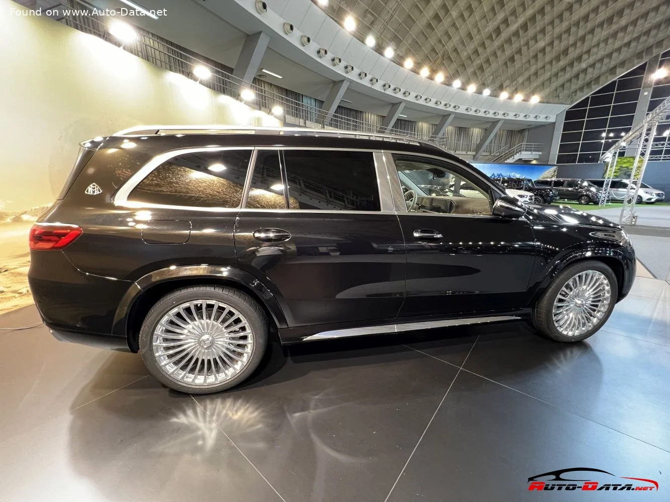 Mercedes-Benz GLS GLS 600 V8 (557 Hp) Mild Hybrid 4MATIC 9G-TRONIC2023 - thumbnail 8