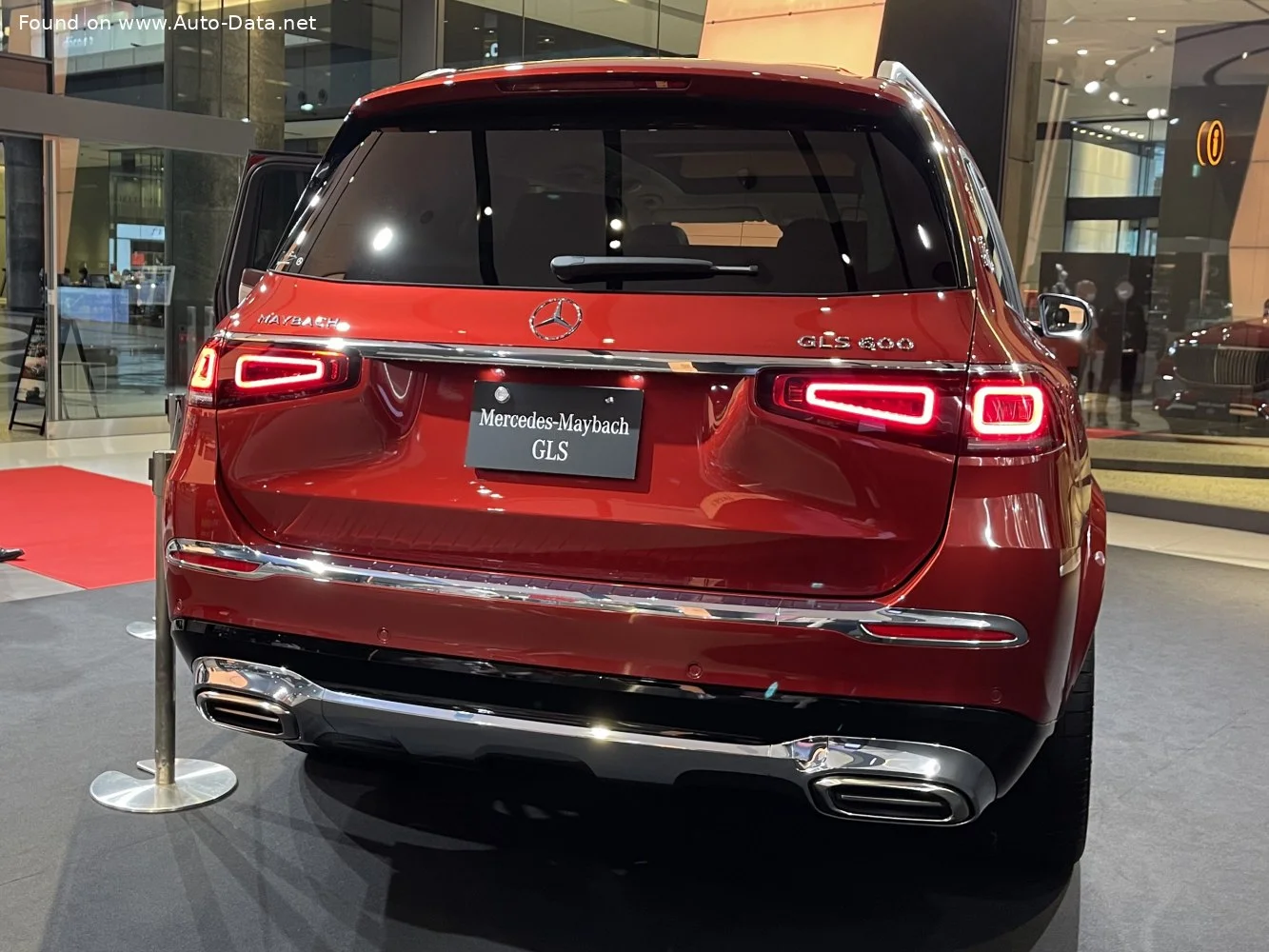 Mercedes-Benz GLS GLS 600 V8 (558 Hp) EQ Boost 4MATIC G-TRONIC2020 - 2023 thumbnail 2