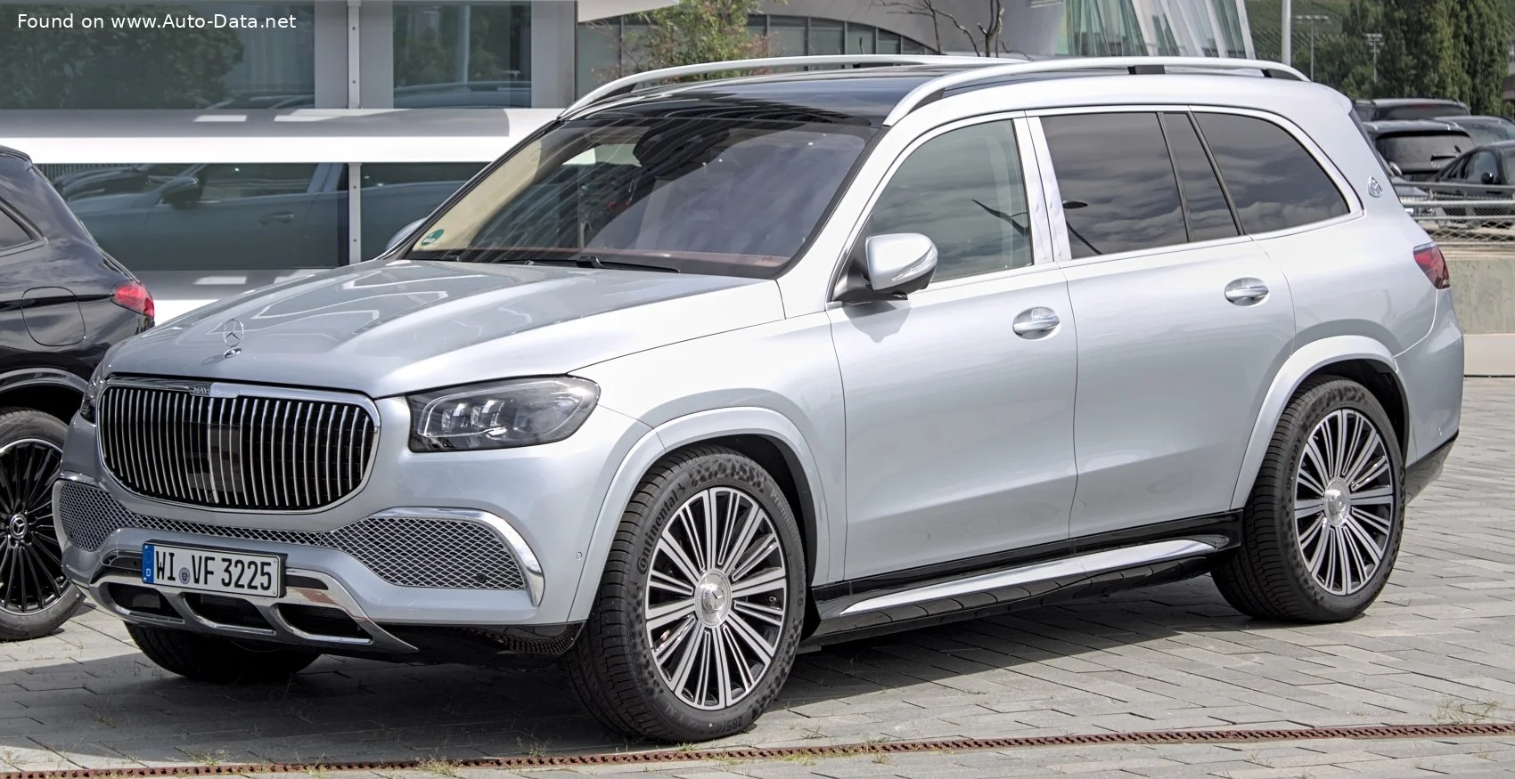 Mercedes-Benz GLS GLS 600 V8 (558 Hp) EQ Boost 4MATIC G-TRONIC2020 - 2023 thumbnail 11