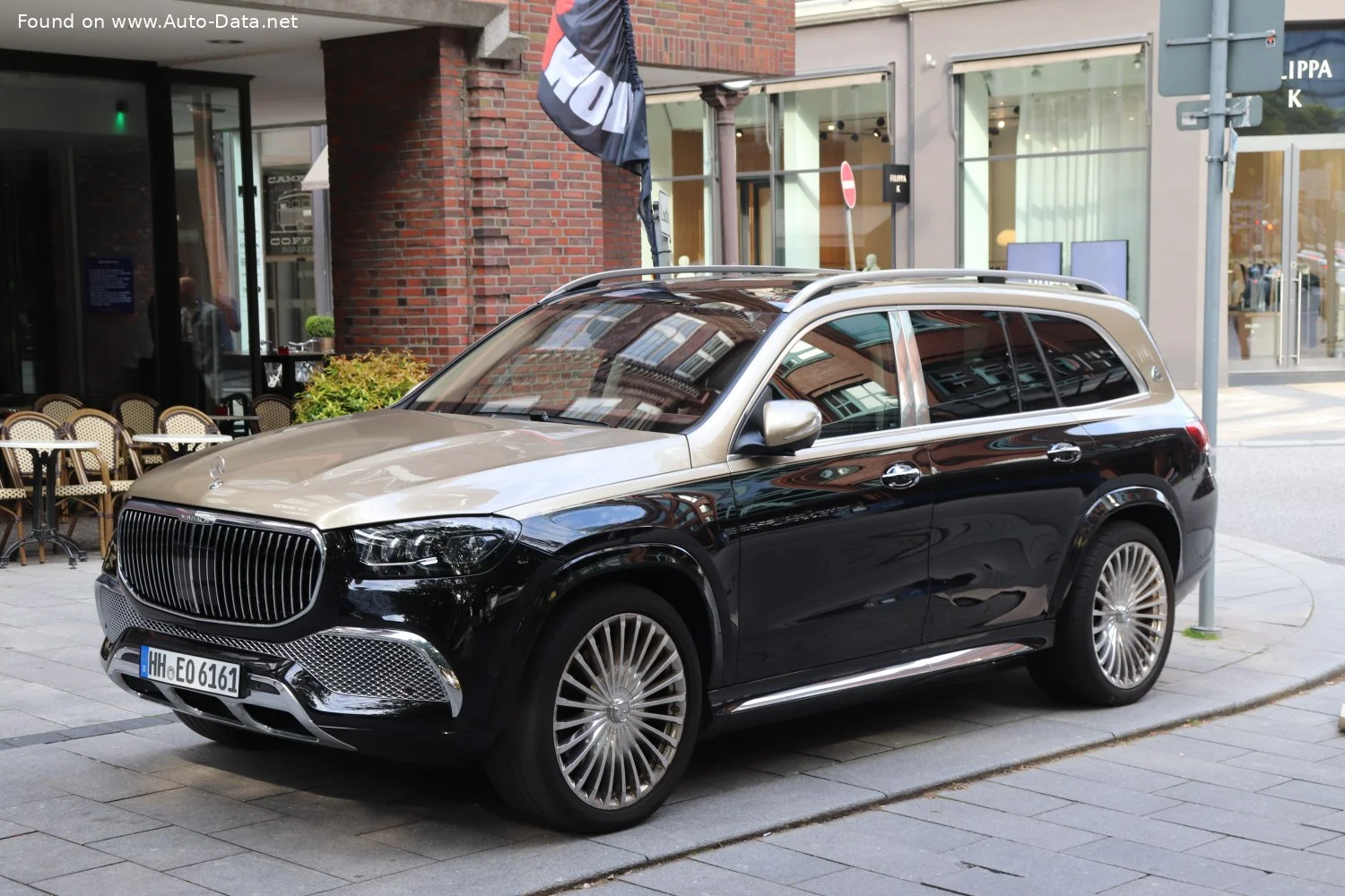 Mercedes-Benz GLS GLS 600 V8 (558 Hp) EQ Boost 4MATIC G-TRONIC2020 - 2023 thumbnail 6