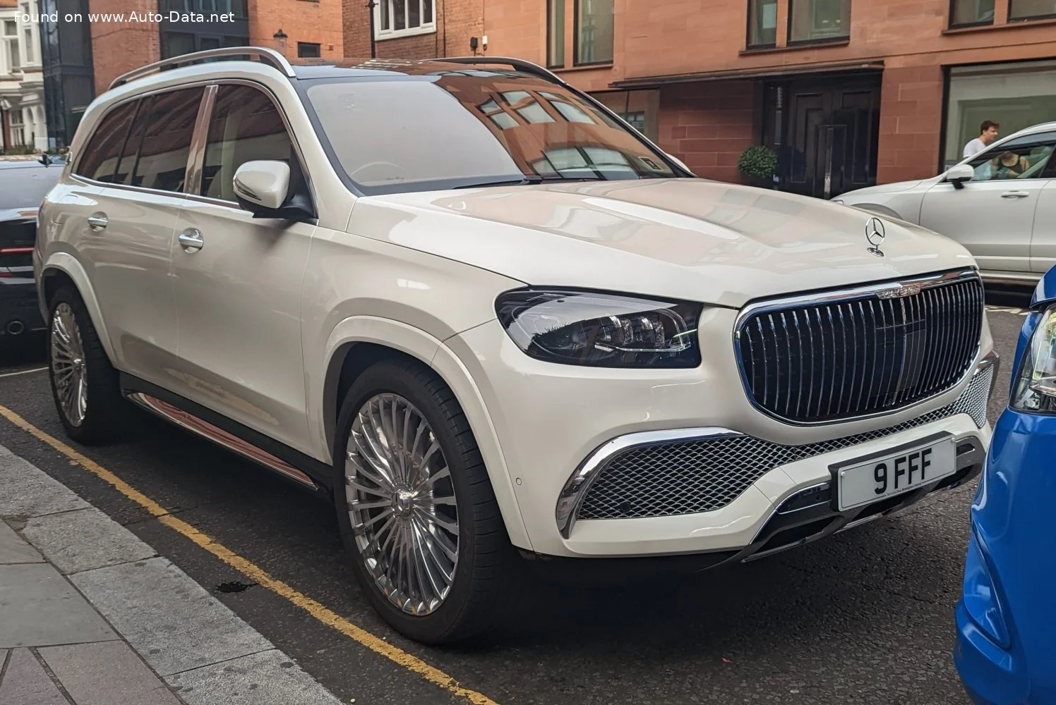 Mercedes-Benz GLS GLS 600 V8 (558 Hp) EQ Boost 4MATIC G-TRONIC2020 - 2023 thumbnail 8