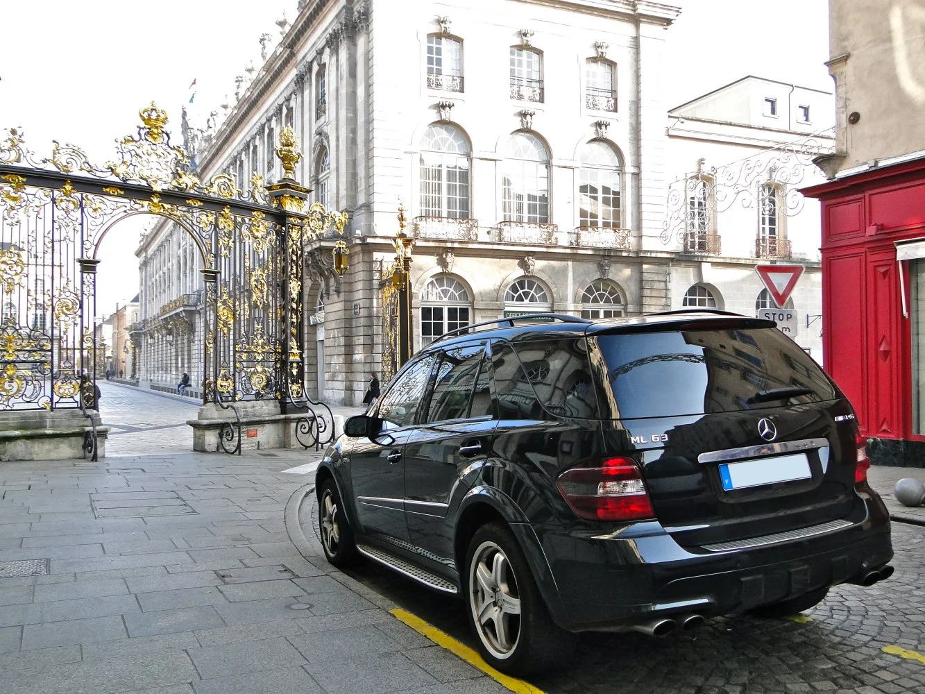 Mercedes-Benz M-class AMG ML 63 V8 (510 Hp) 4MATIC 7G-TRONIC AMG SPEEDSHIFT2006 - 2008 thumbnail 17
