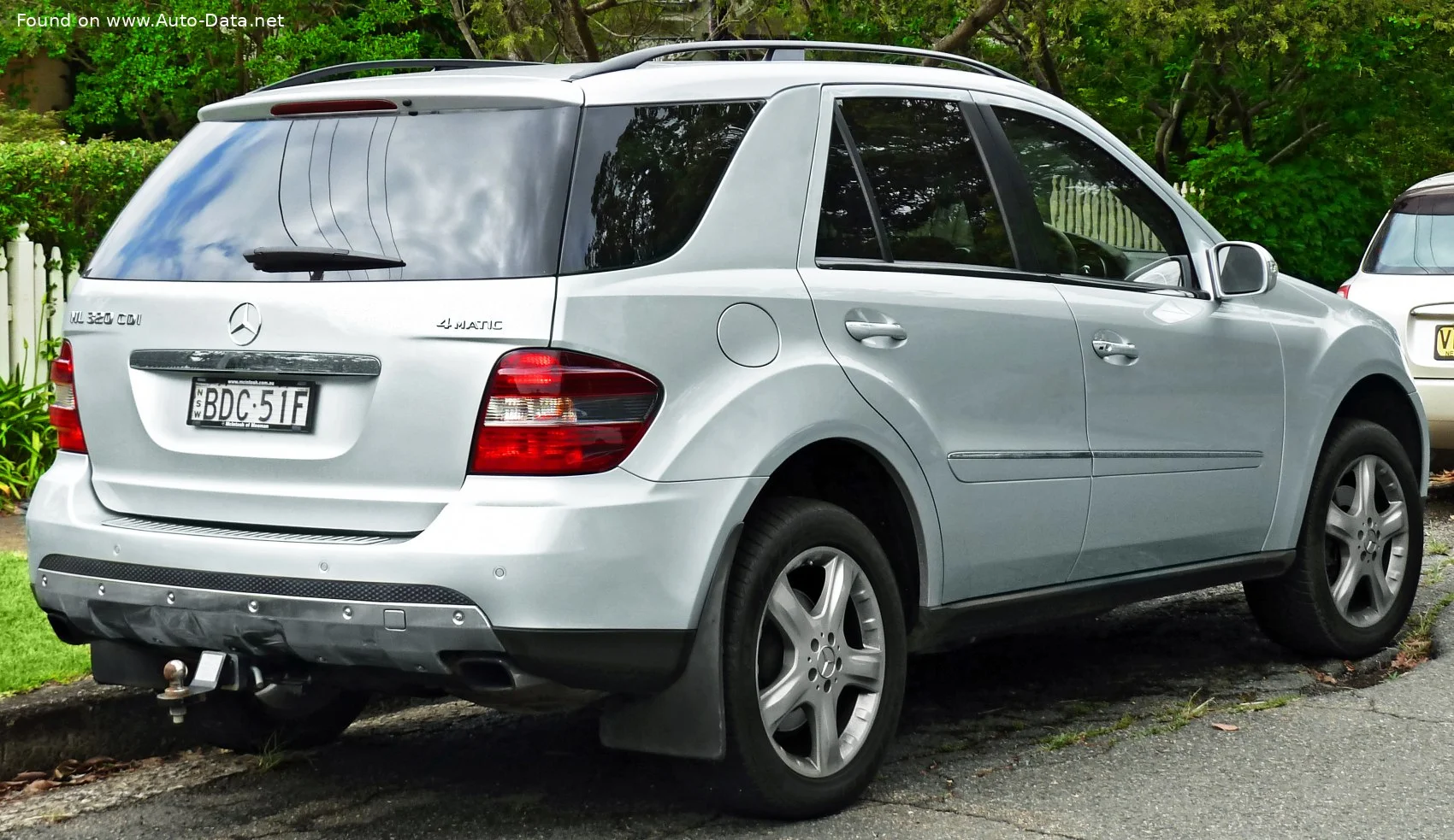 Mercedes-Benz M-class AMG ML 63 V8 (510 Hp) 4MATIC 7G-TRONIC AMG SPEEDSHIFT2006 - 2008 thumbnail 8