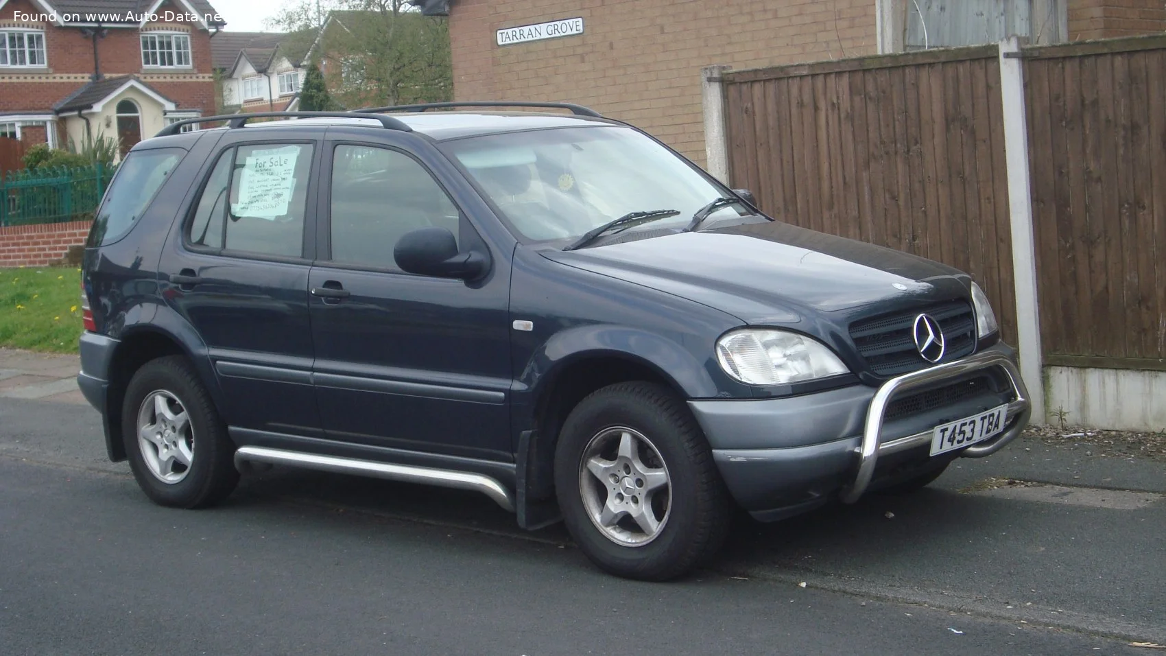 Mercedes-Benz M-class AMG ML 55 V8 (347 Hp) 4MATIC 5G-TRONIC1999 - 2001 thumbnail 8