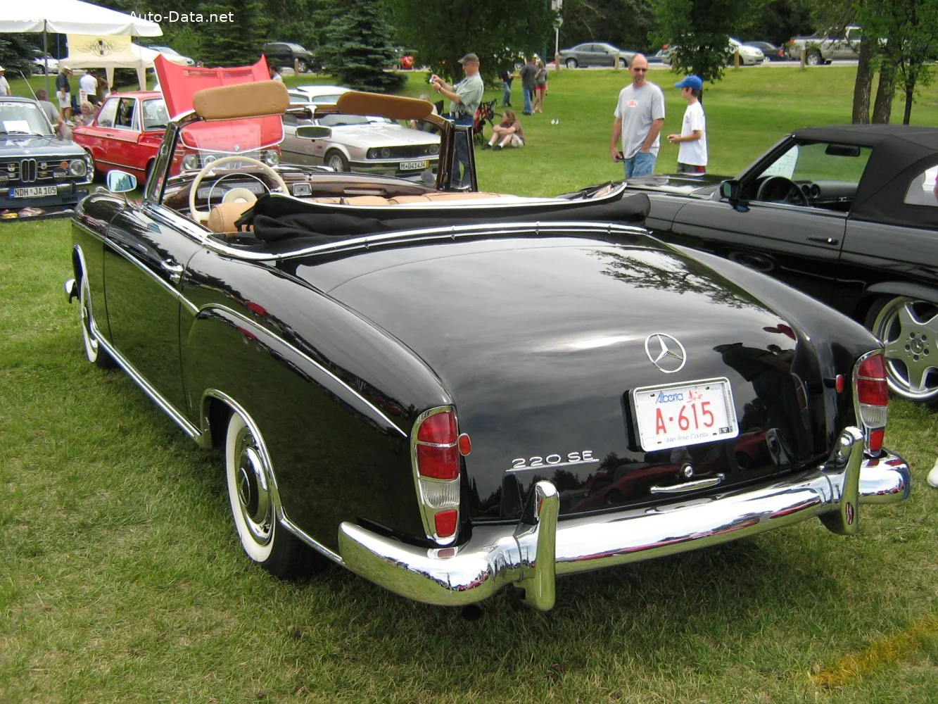 Mercedes-Benz Ponton 220 SE (115 Hp)1958 - 1959 thumbnail 9