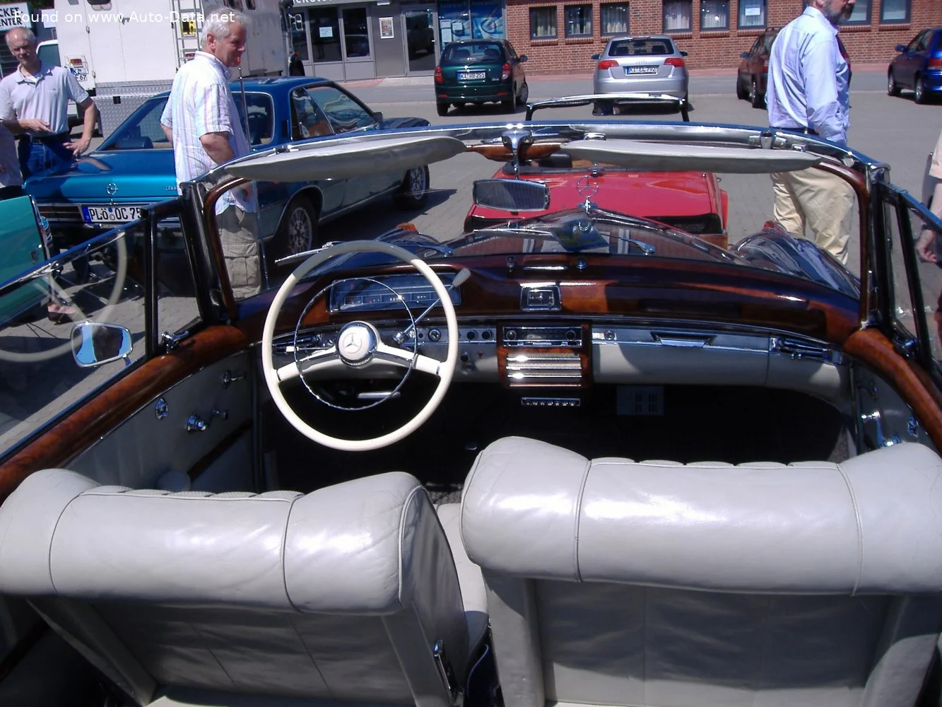 Mercedes-Benz Ponton 220 S (100 Hp)1956 - 1957 thumbnail 13