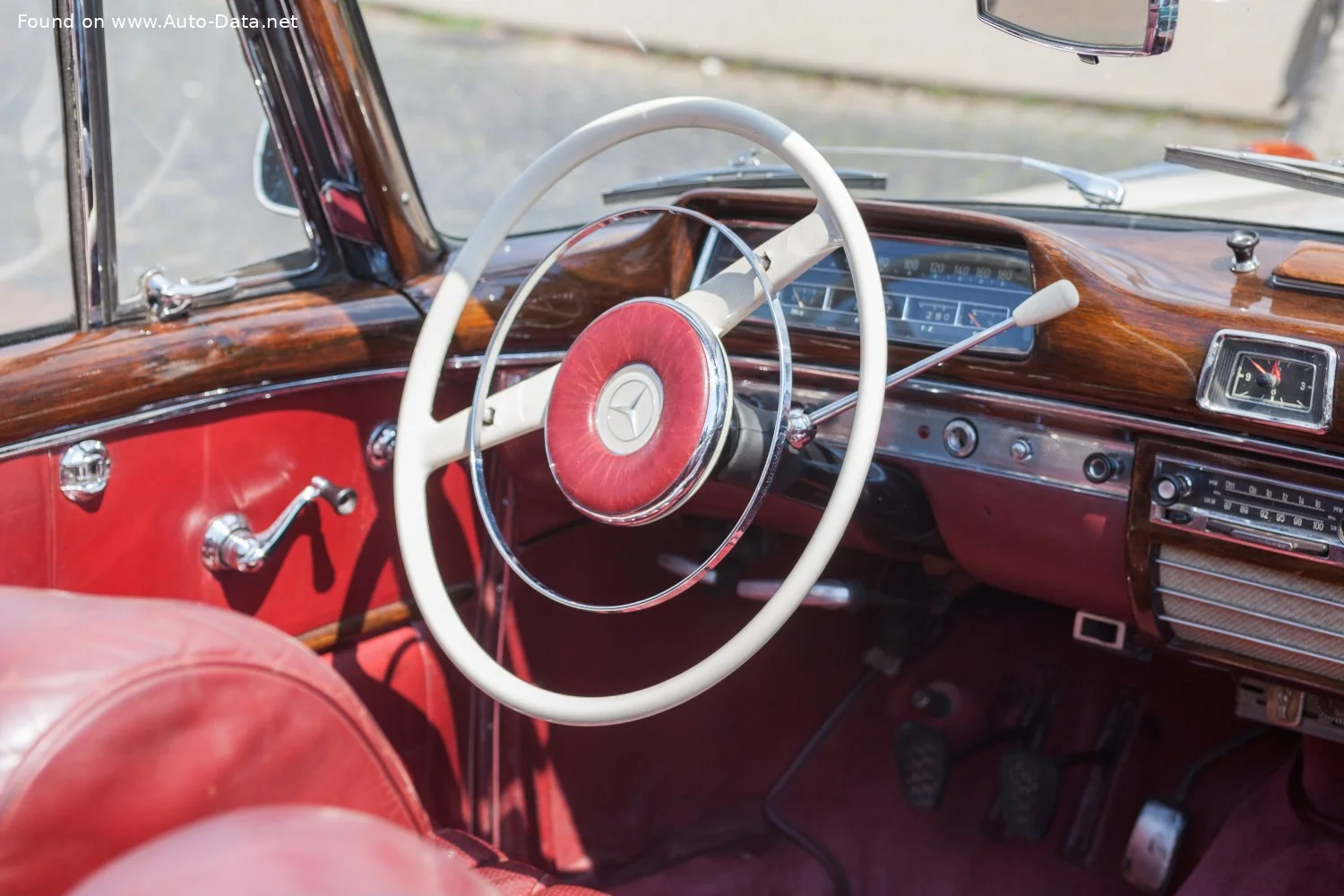 Mercedes-Benz Ponton 220 S (100 Hp)1956 - 1957 thumbnail 14
