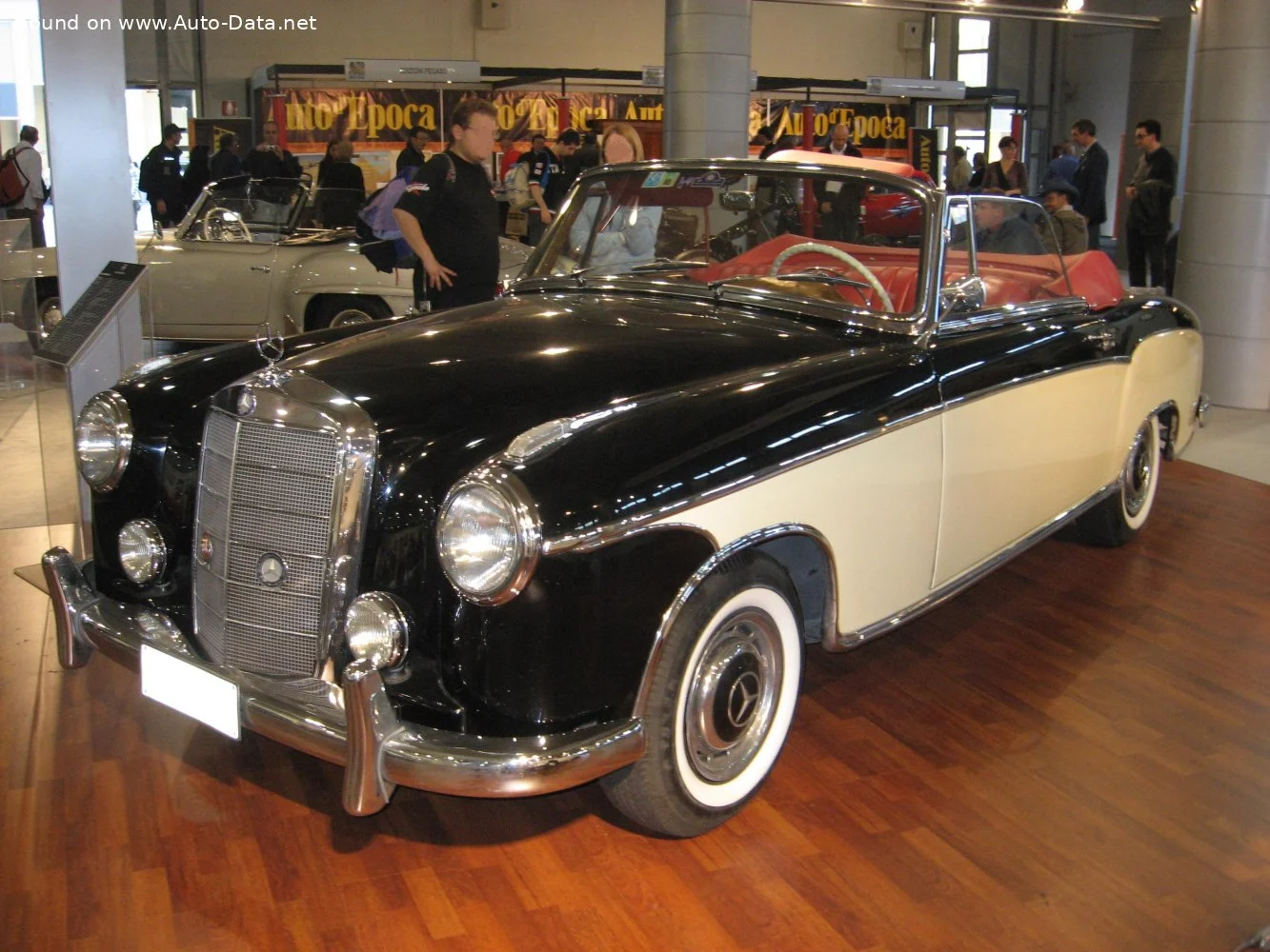 Mercedes-Benz Ponton 220 S (100 Hp)1956 - 1957 thumbnail 3