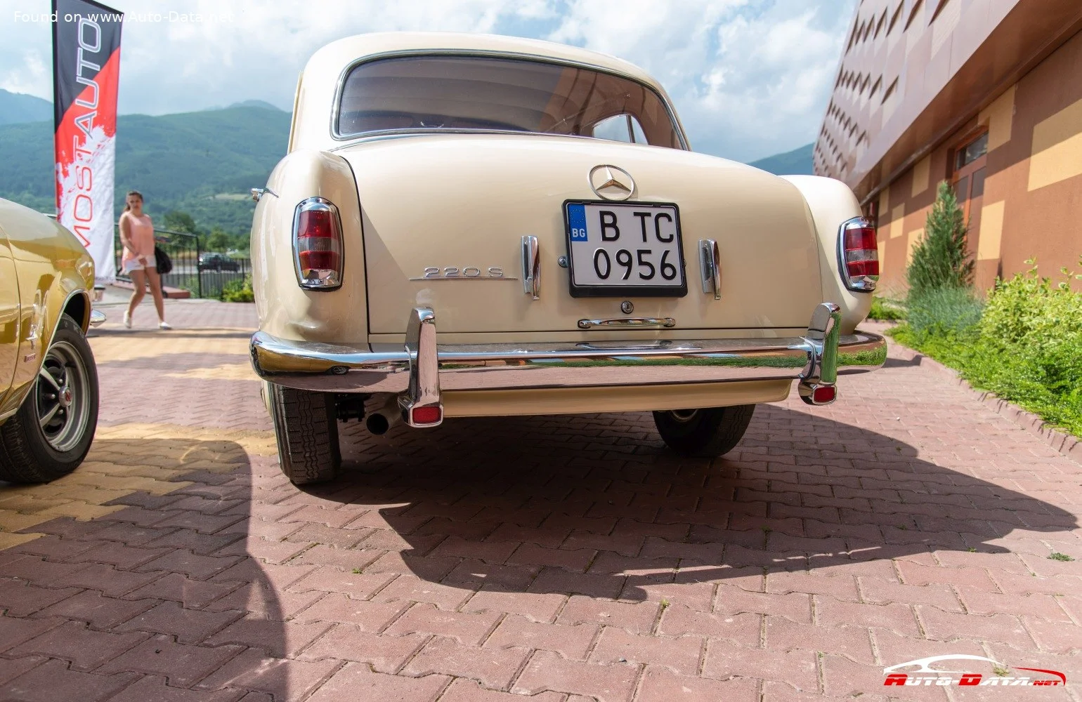 Mercedes-Benz Ponton 220 S (100 Hp)1956 - 1957 thumbnail 4