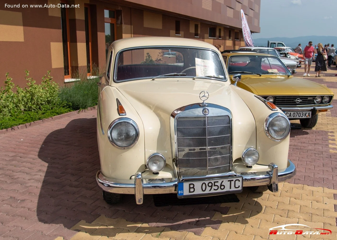 Mercedes-Benz Ponton 220 S (100 Hp)1956 - 1957 thumbnail 5
