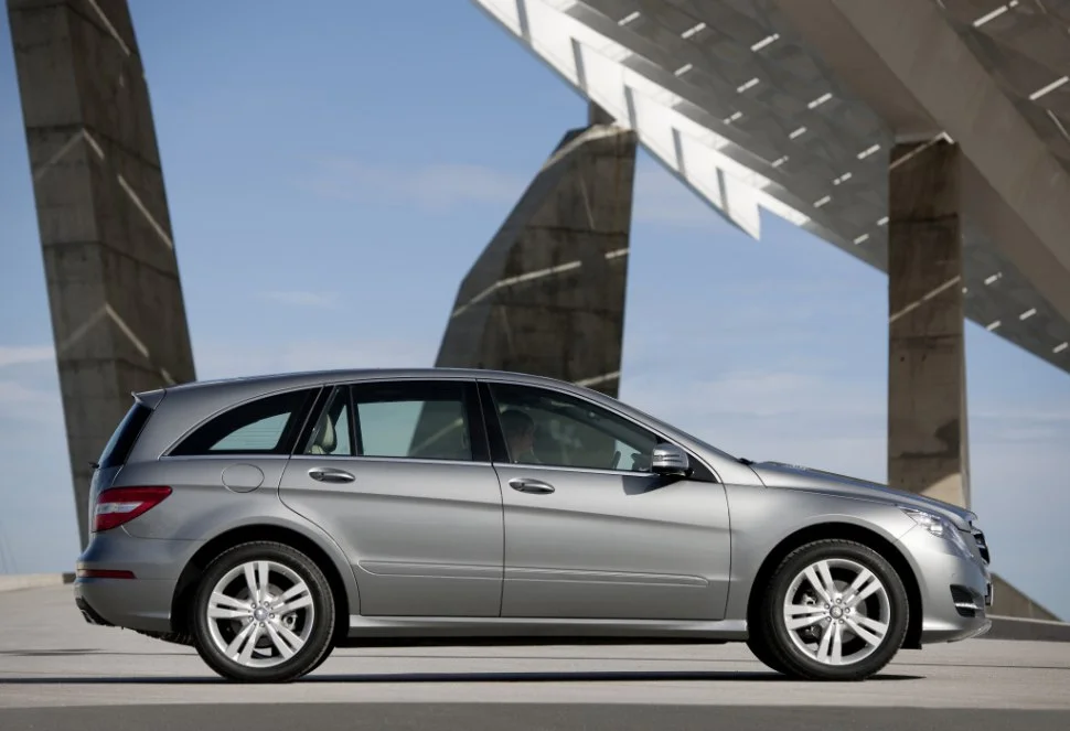 Mercedes-Benz R-class R 300 V6 (232 Hp) G-TRONIC2010 - 2014 thumbnail 2
