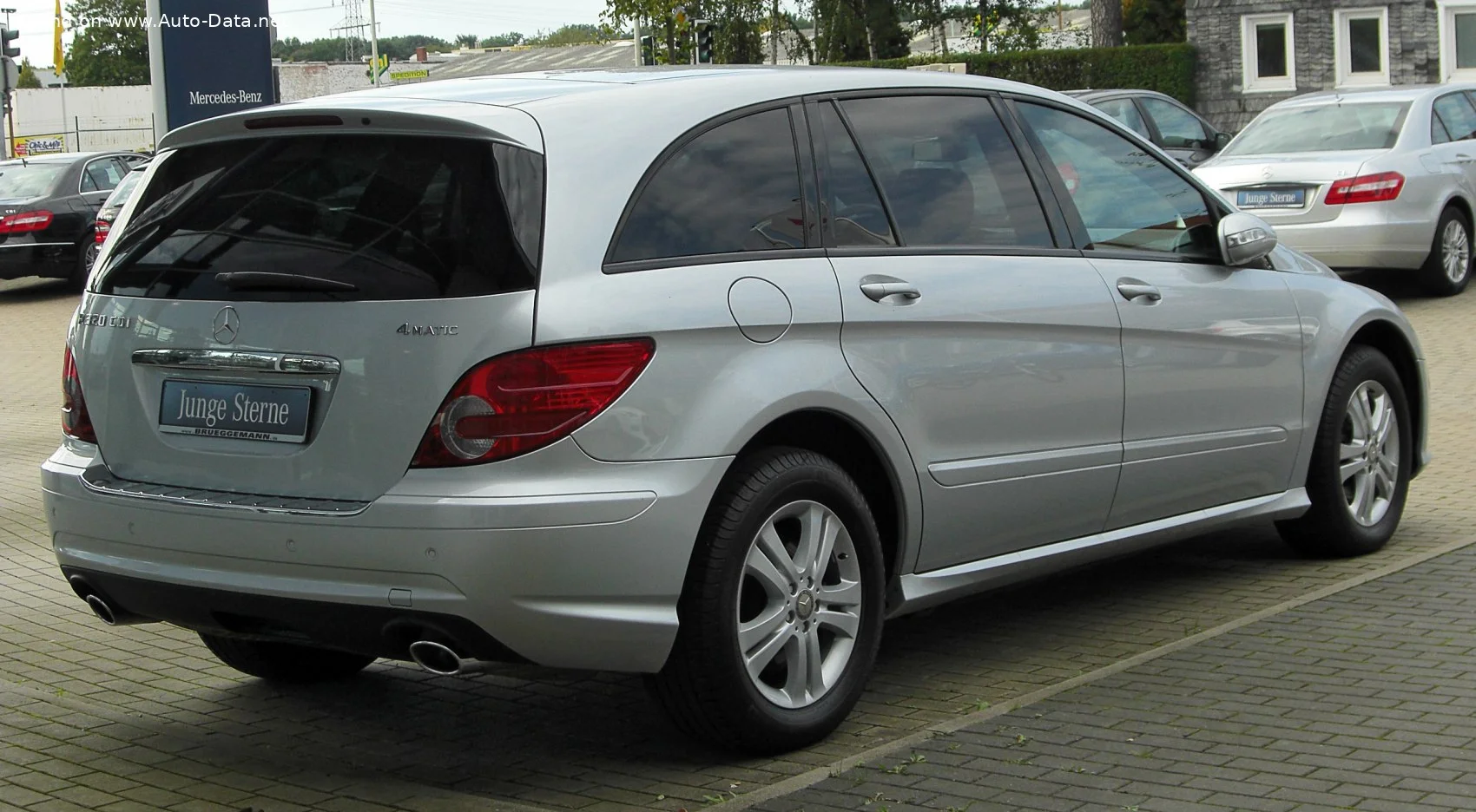 Mercedes-Benz R-class AMG R 63 V8 (510 Hp) 4MATIC 7G-TRONIC AMG SPEEDSHIFT2006 - 2007 thumbnail 14
