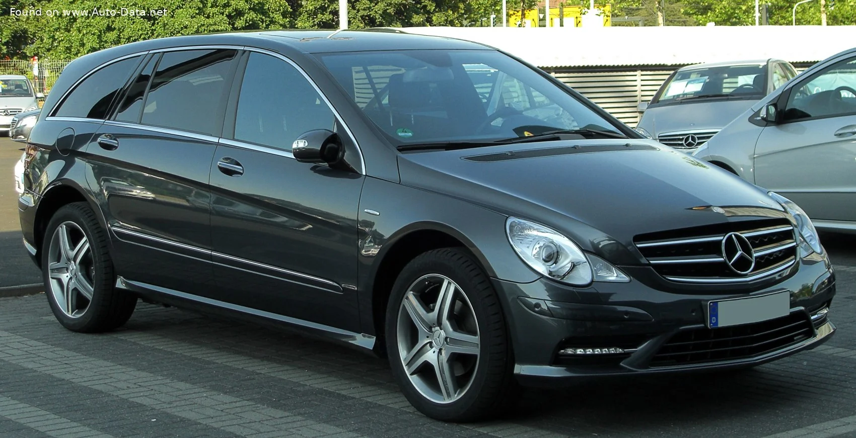 Mercedes-Benz R-class AMG R 63 V8 (510 Hp) 4MATIC 7G-TRONIC AMG SPEEDSHIFT2006 - 2007 thumbnail 16