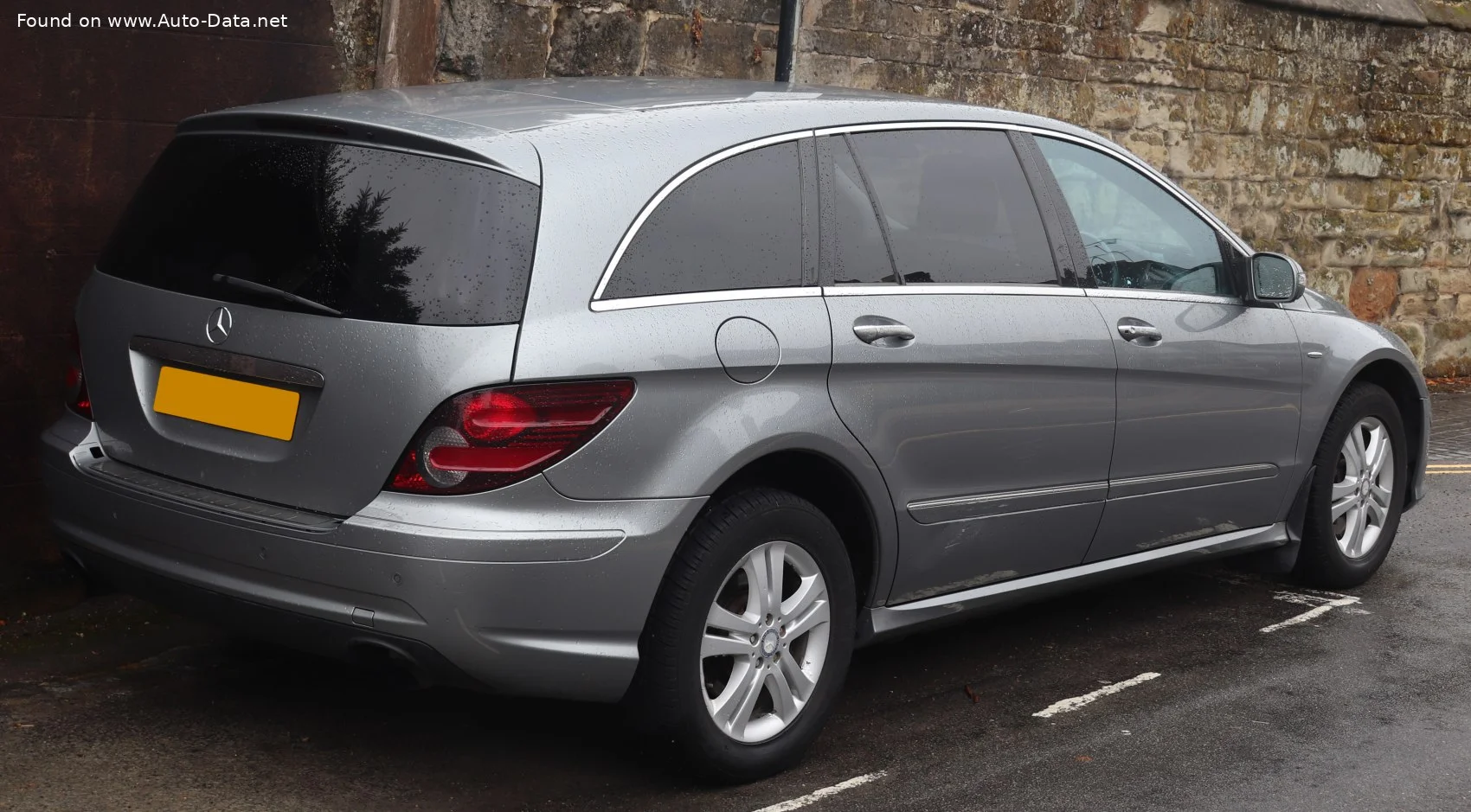 Mercedes-Benz R-class AMG R 63 V8 (510 Hp) 4MATIC 7G-TRONIC AMG SPEEDSHIFT2006 - 2007 thumbnail 10
