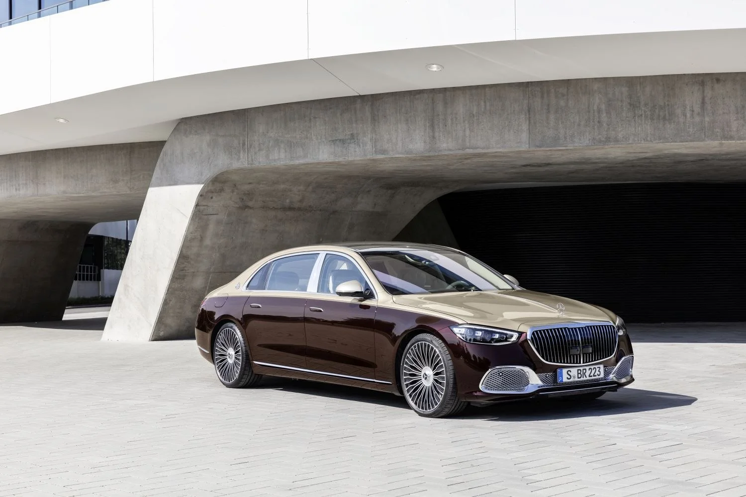 Mercedes-Benz S-class S 580 V8 (503 Hp) EQ Boost 4MATIC 9G-TRONIC2021 - thumbnail 4