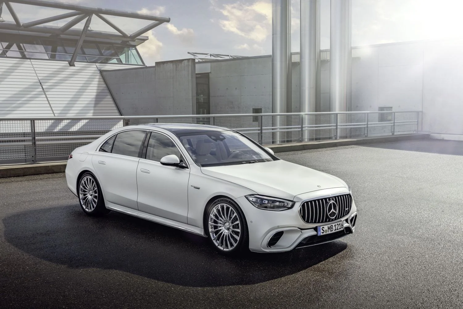 Mercedes-Benz S-class AMG S 63 E PERFORMANCE V8 (802 Hp) Plug-in Hybrid 4MATIC+ AMG SPEEDSHIFT MCT 9G2022 - thumbnail 12
