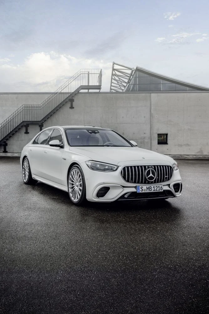 Mercedes-Benz S-class AMG S 63 E PERFORMANCE V8 (802 Hp) Plug-in Hybrid 4MATIC+ AMG SPEEDSHIFT MCT 9G2022 - thumbnail 18