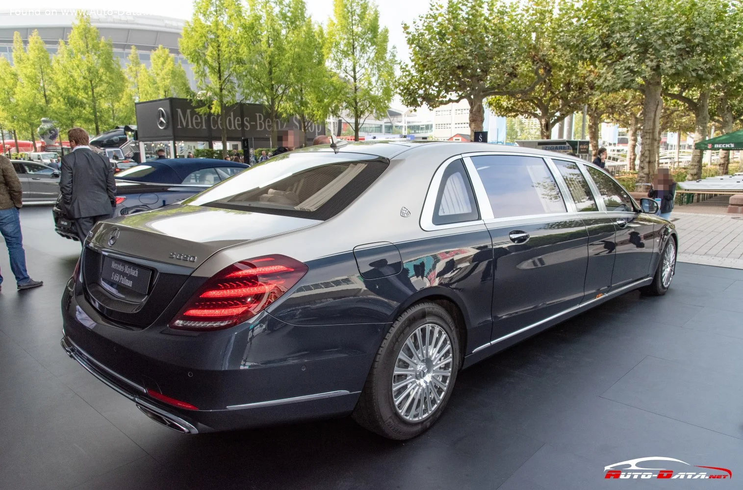 Mercedes-Benz S-class Mercedes-Benz Maybach S-class Pullman (VV222, facelift 2018) thumbnail 2