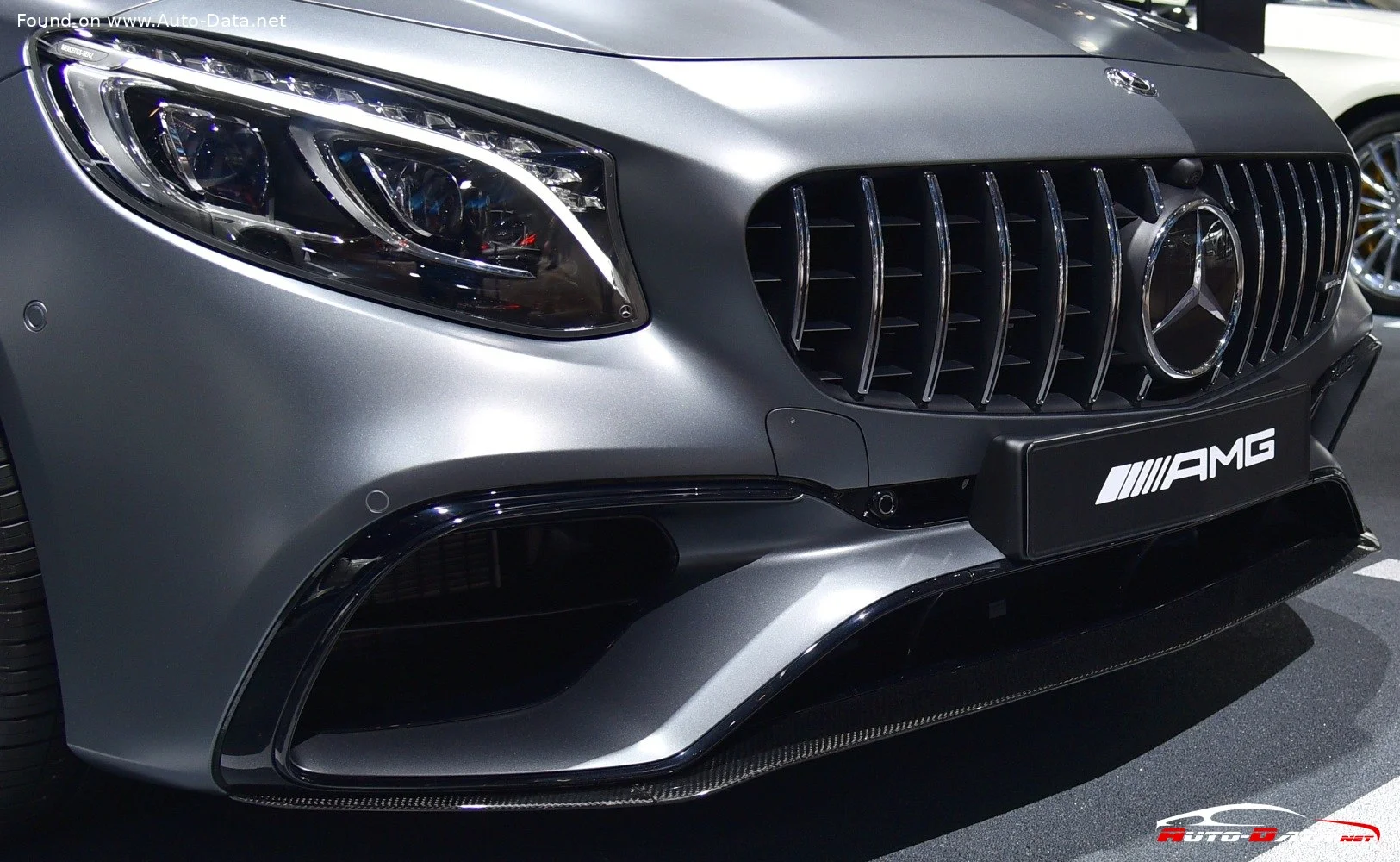 Mercedes-Benz S-class AMG S 63 (612 Hp) 4MATIC+ MCT2017 - 2020 thumbnail 16
