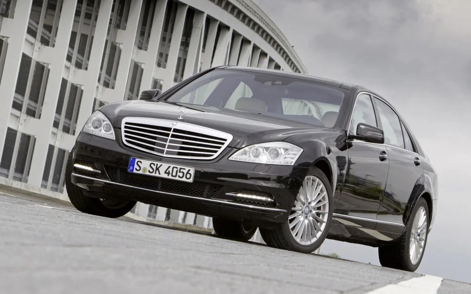 Mercedes-Benz S-class AMG S 63 V8 (525 Hp) AMG SPEEDSHIFT 7G-TRONIC2009 - 2010 - 1