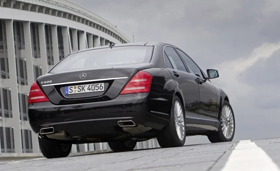 Mercedes-Benz S-class AMG S 63 V8 (525 Hp) AMG SPEEDSHIFT 7G-TRONIC2009 - 2010 thumbnail 2
