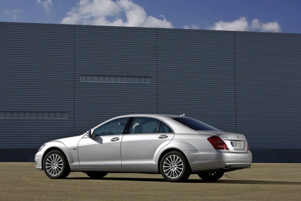 Mercedes-Benz S-class AMG S 63 V8 (525 Hp) AMG SPEEDSHIFT 7G-TRONIC2009 - 2010 thumbnail 8