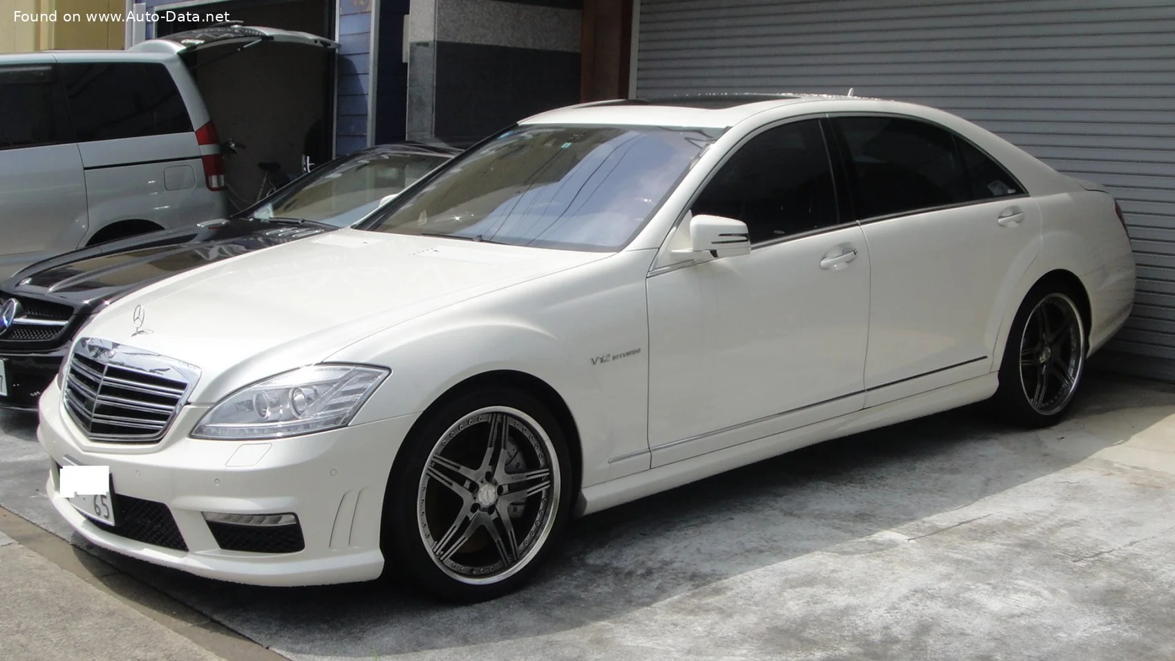 Mercedes-Benz S-class AMG S 63 V8 (525 Hp) AMG SPEEDSHIFT 7G-TRONIC2009 - 2010 thumbnail 18