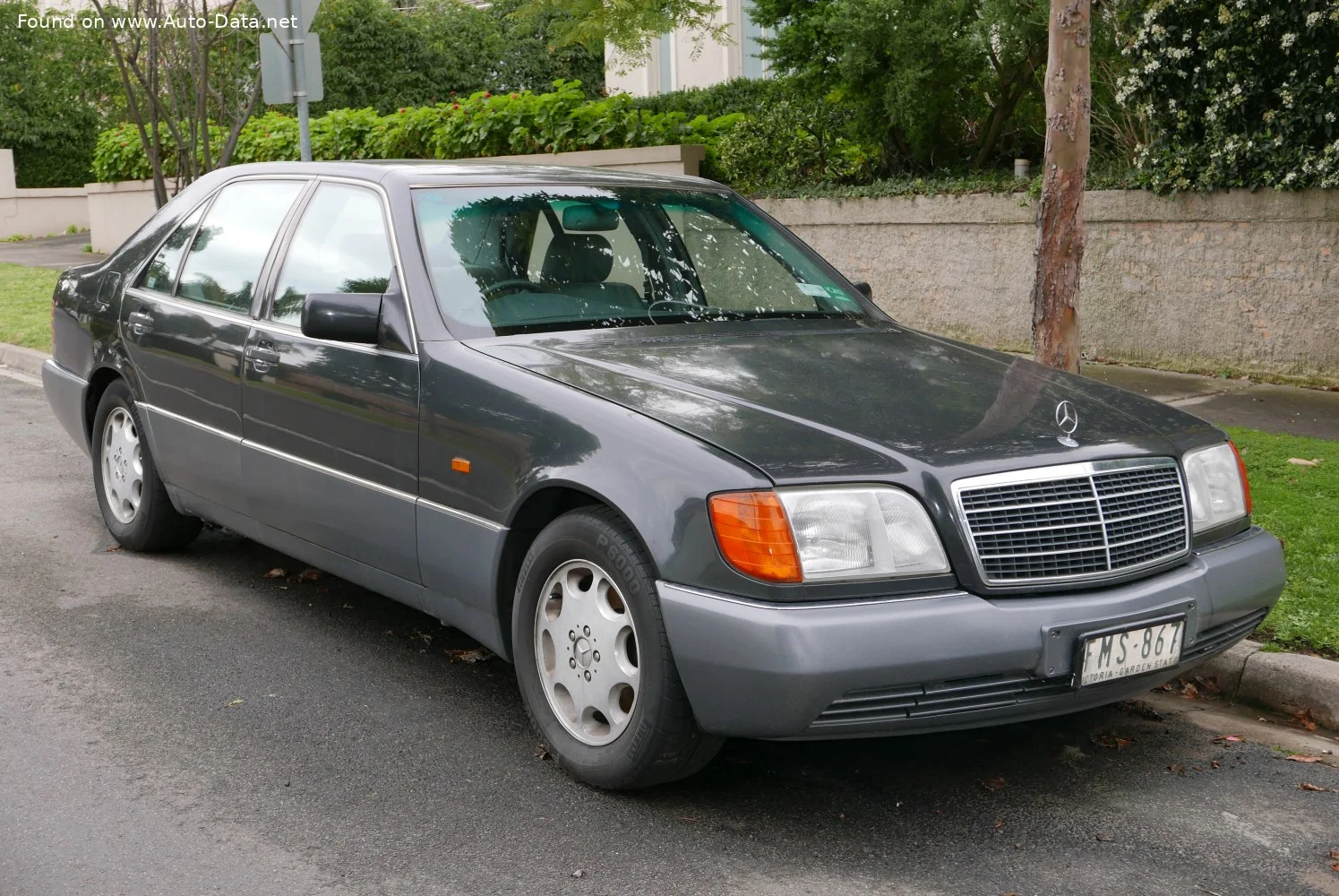 Mercedes-Benz S-class 300 SE (231 Hp)1991 - 1993 thumbnail 3