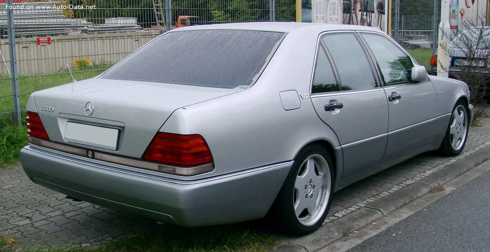 Mercedes-Benz S-class 300 SE (231 Hp)1991 - 1993 thumbnail 13