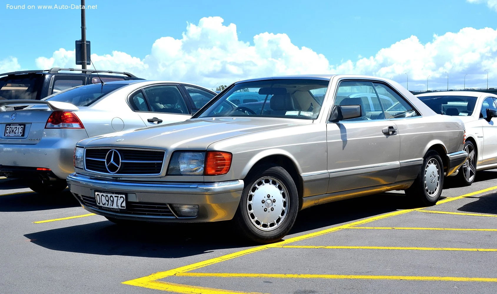 Mercedes-Benz S-class 420 SEC V8 (218 Hp) Automatic1985 - 1987 thumbnail 4
