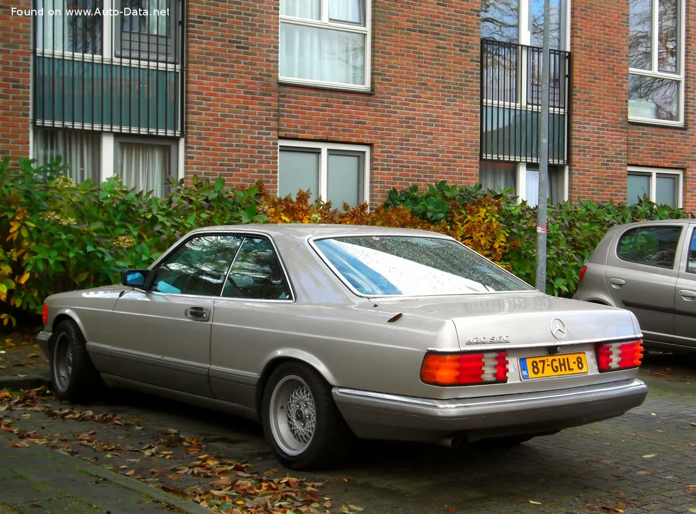 Mercedes-Benz S-class 420 SEC V8 (218 Hp) Automatic1985 - 1987 thumbnail 5
