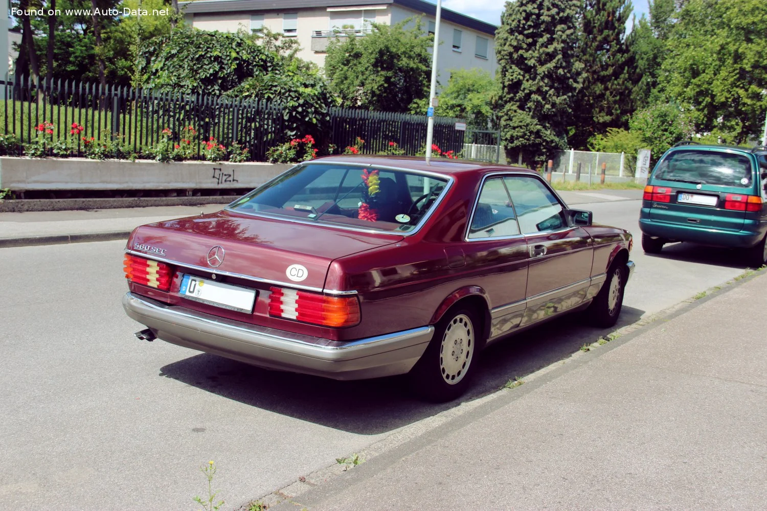 Mercedes-Benz S-class 420 SEC V8 (218 Hp) Automatic1985 - 1987 thumbnail 7