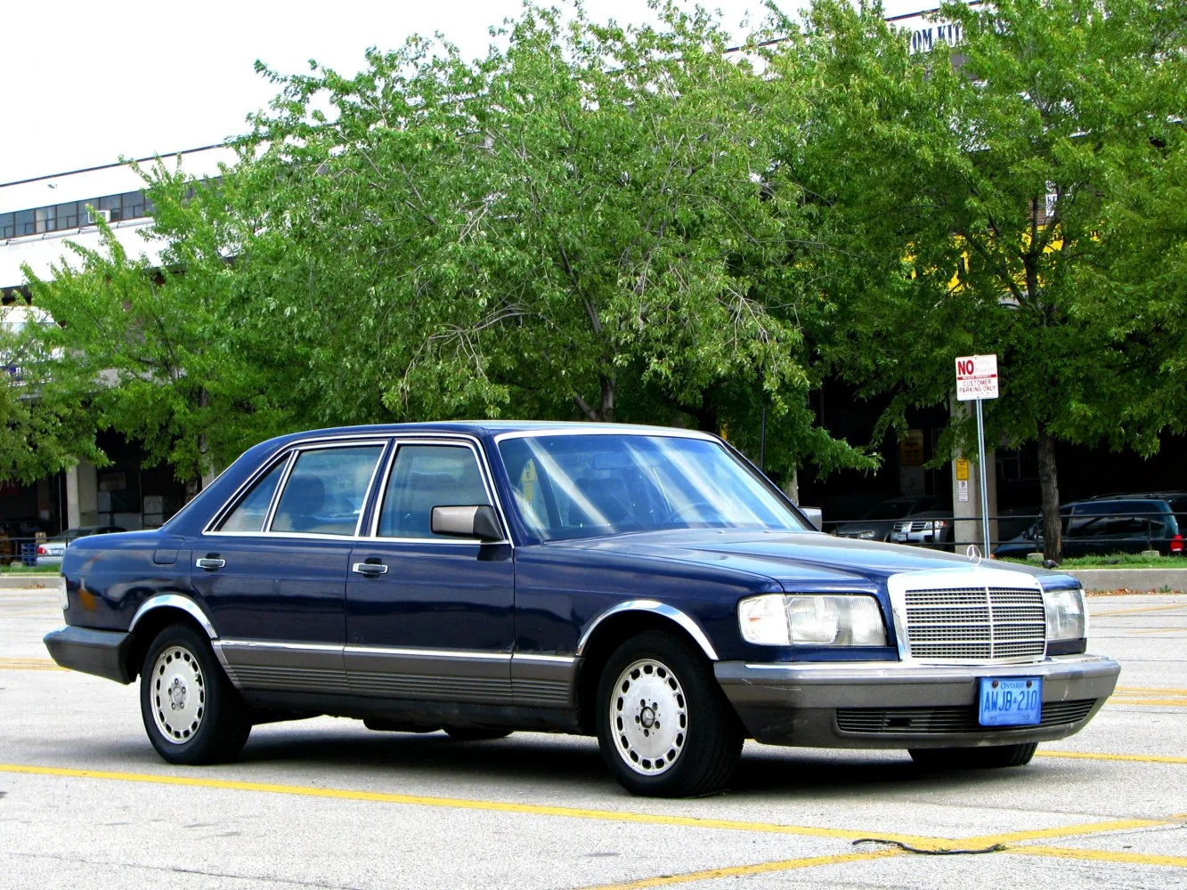 Mercedes-Benz S-class 280 SEL (185 Hp)1979 - 1985 thumbnail 6