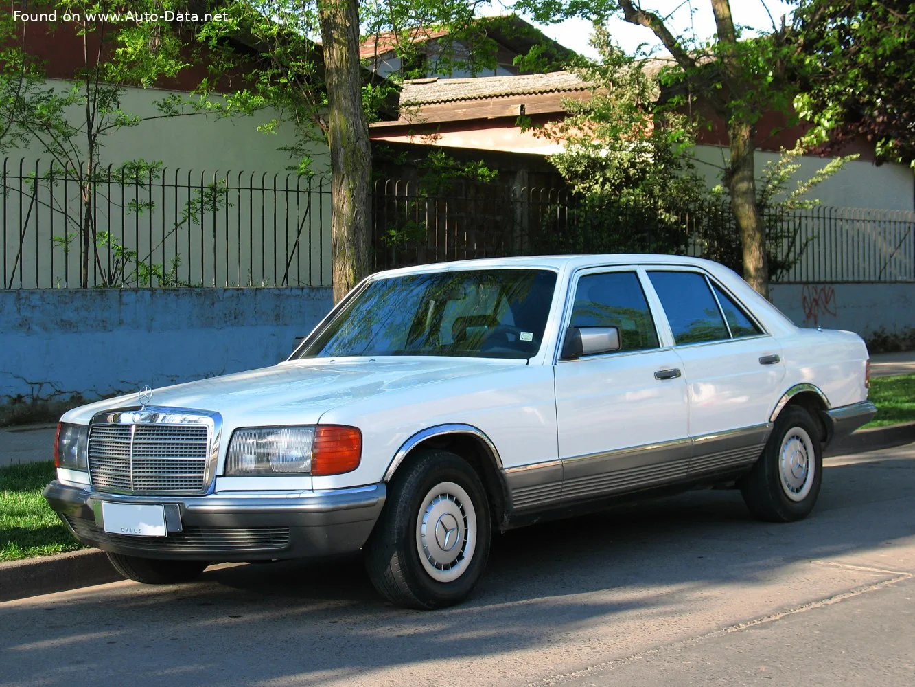 Mercedes-Benz S-class Mercedes-Benz S-class SE (W126)