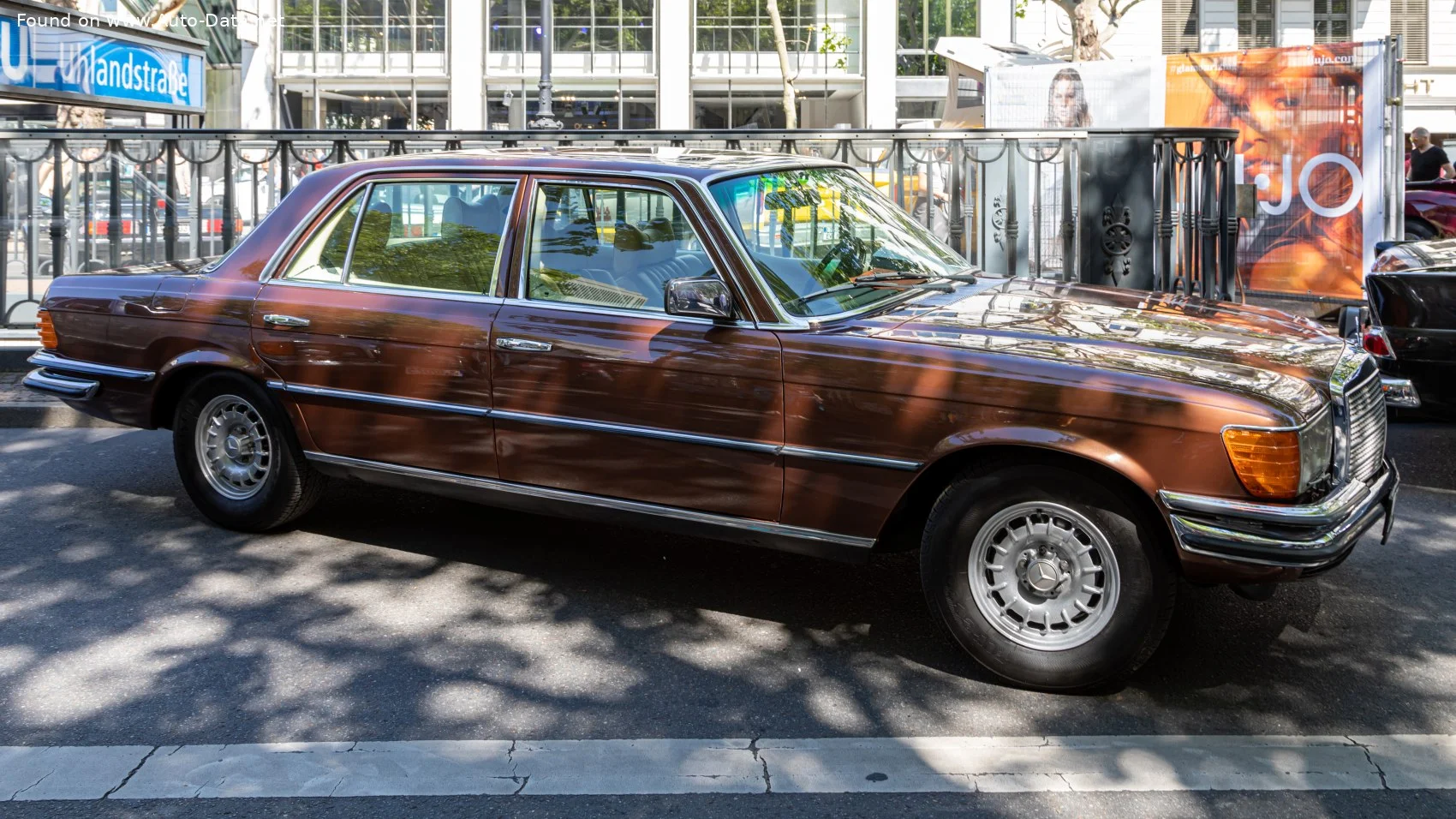 Mercedes-Benz S-class 280 SEL (177 Hp)1976 - 1978 thumbnail 4