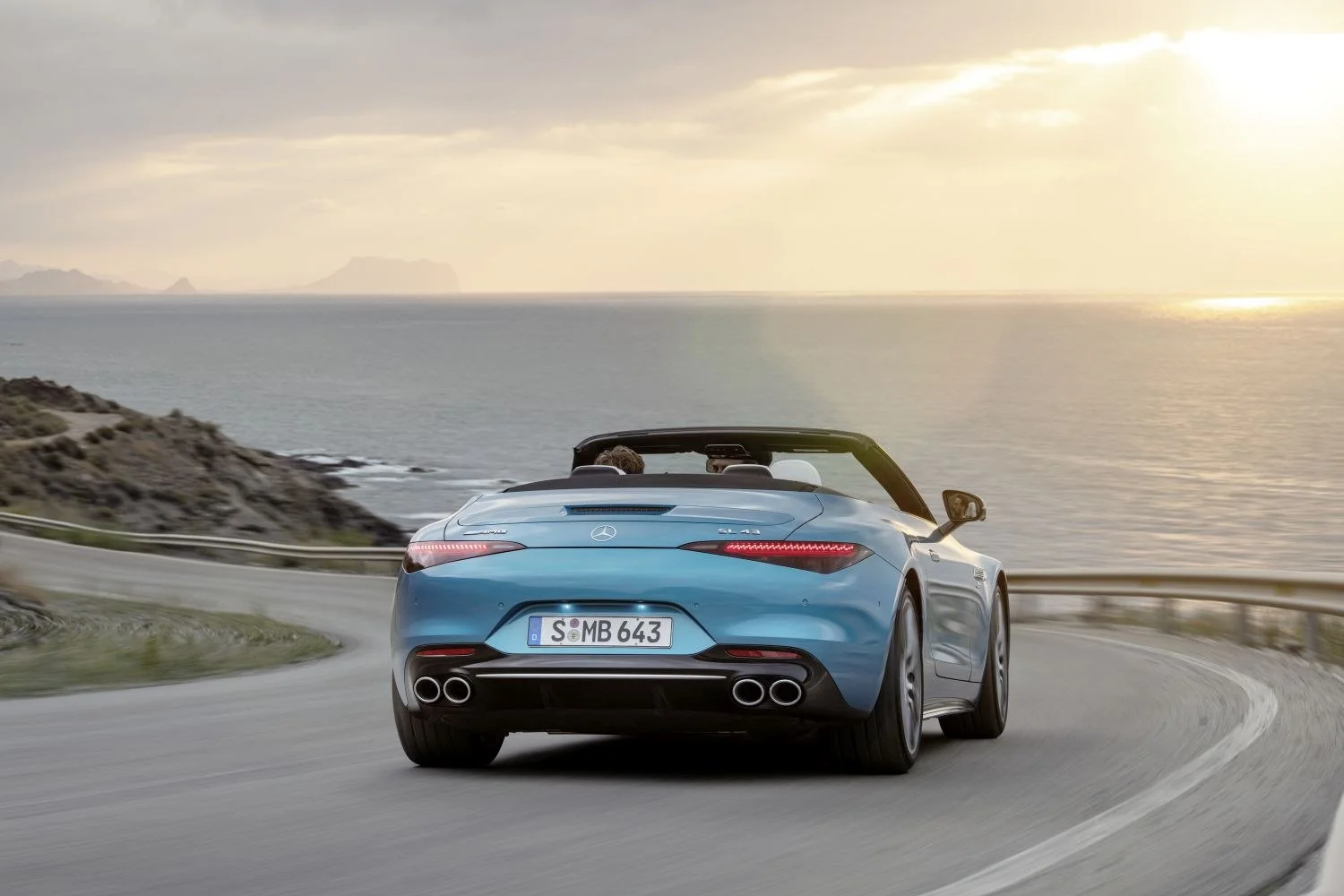 Mercedes-Benz SL AMG SL 43 (381 Hp) EQ Boost AMG SPEEDSHIFT MCT 9G2022 - 2024 thumbnail 6