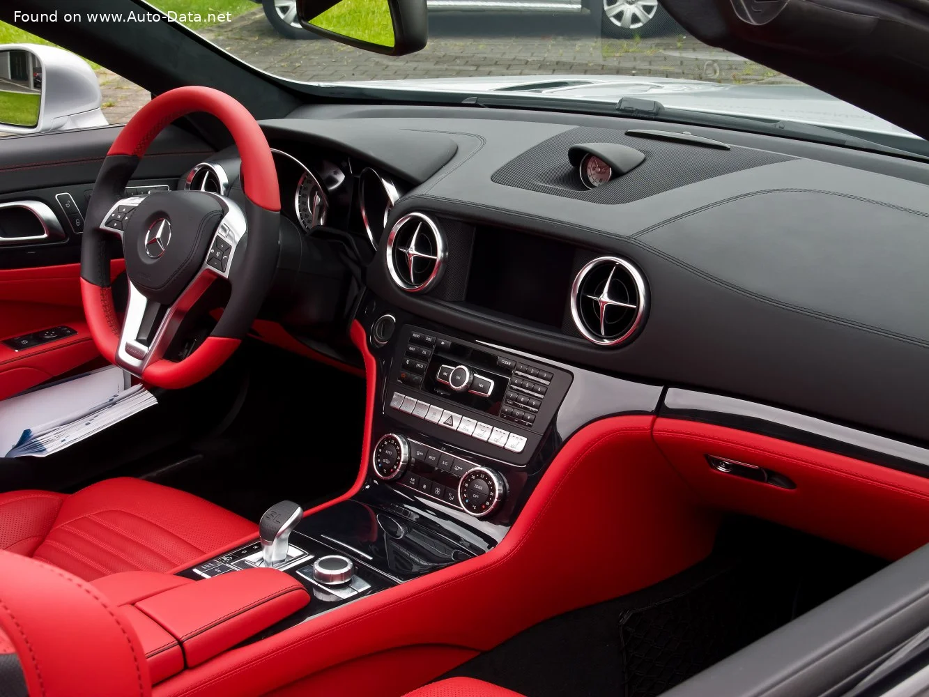 Mercedes-Benz SL AMG SL 63 (537 Hp) SPEEDSHIFT2012 - 2015 thumbnail 6