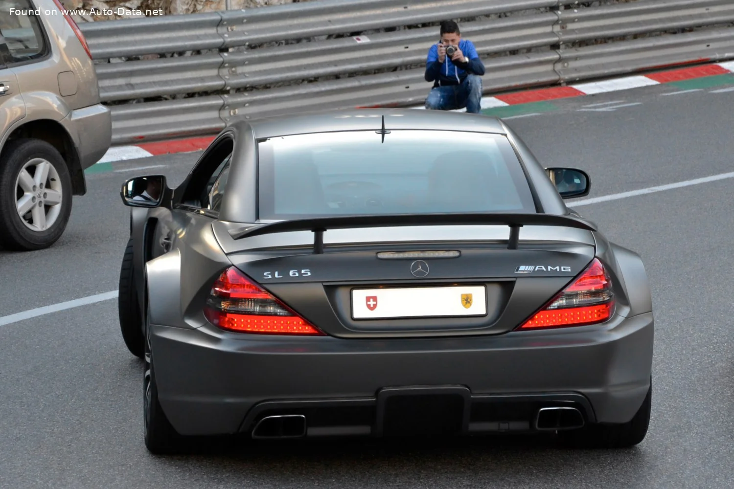 Mercedes-Benz SL AMG SL 65 Black Series V12 (670 Hp) SPEEDSHIFT2008 - 2009 thumbnail 6