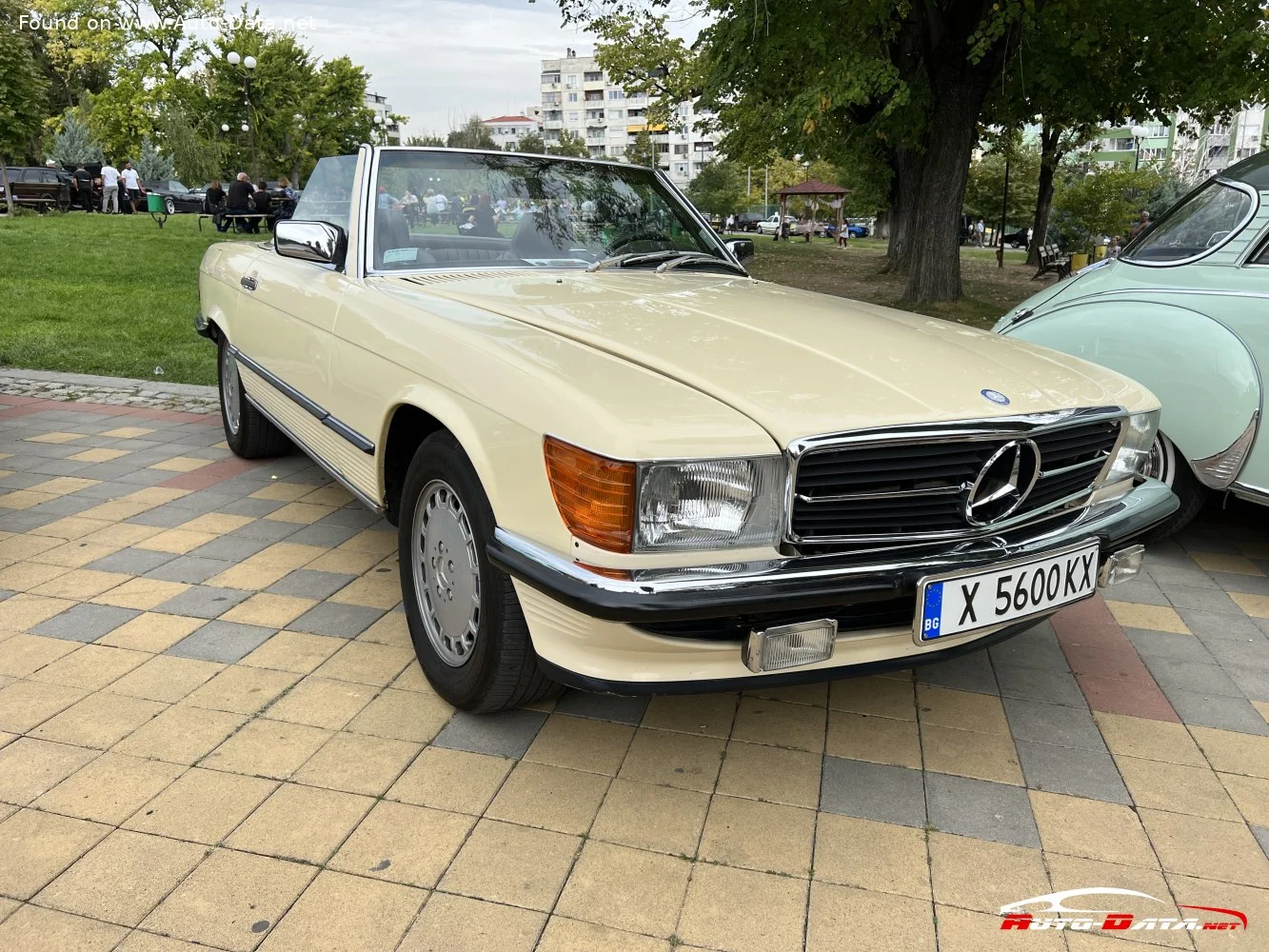 Mercedes-Benz SL 300 SL (188 Hp)1985 - 1989 thumbnail 13