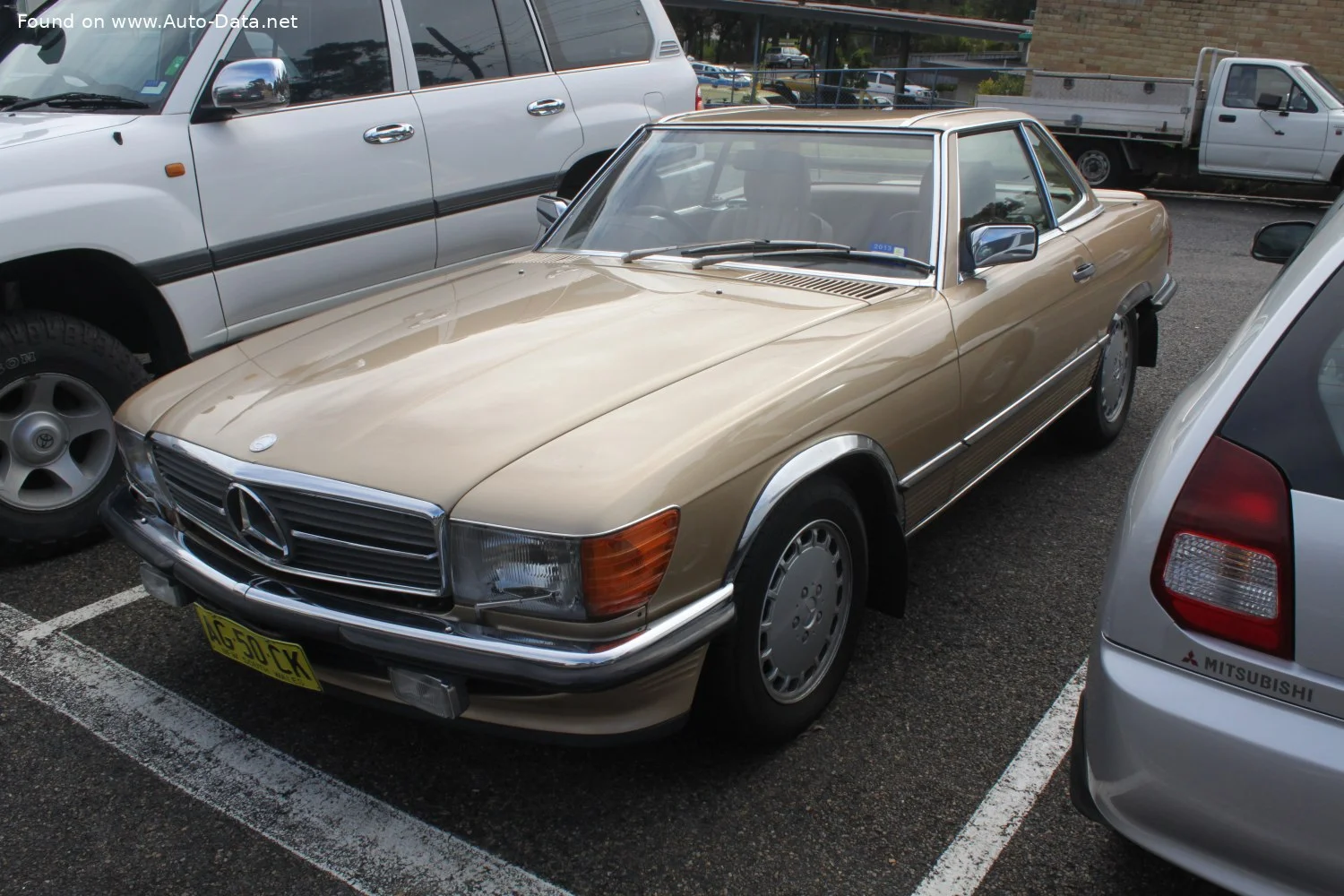 Mercedes-Benz SL 300 SL (188 Hp)1985 - 1989 thumbnail 3