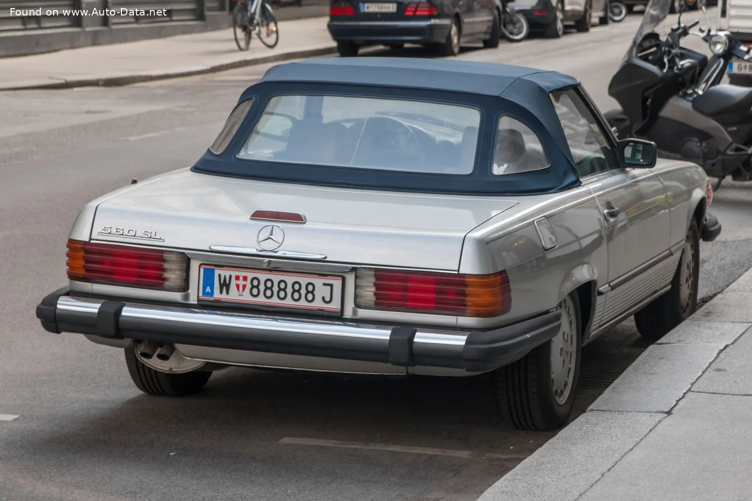 Mercedes-Benz SL 300 SL (188 Hp)1985 - 1989 thumbnail 9