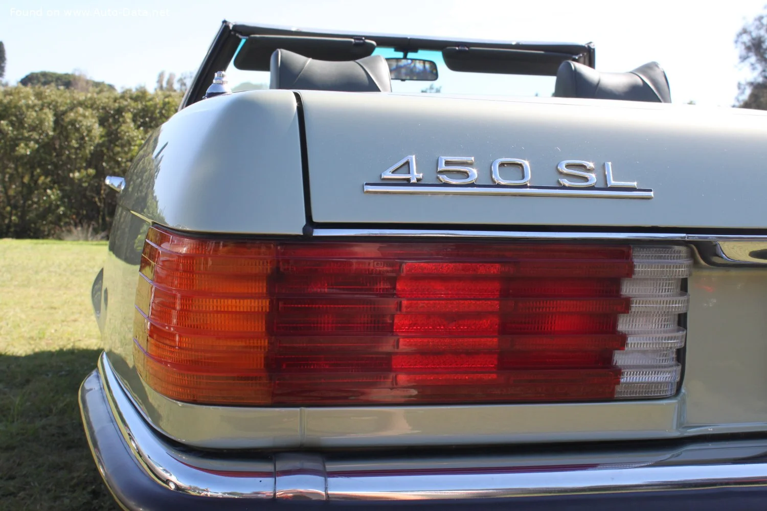 Mercedes-Benz SL 280 SL (177 Hp)1976 - 1978 thumbnail 10