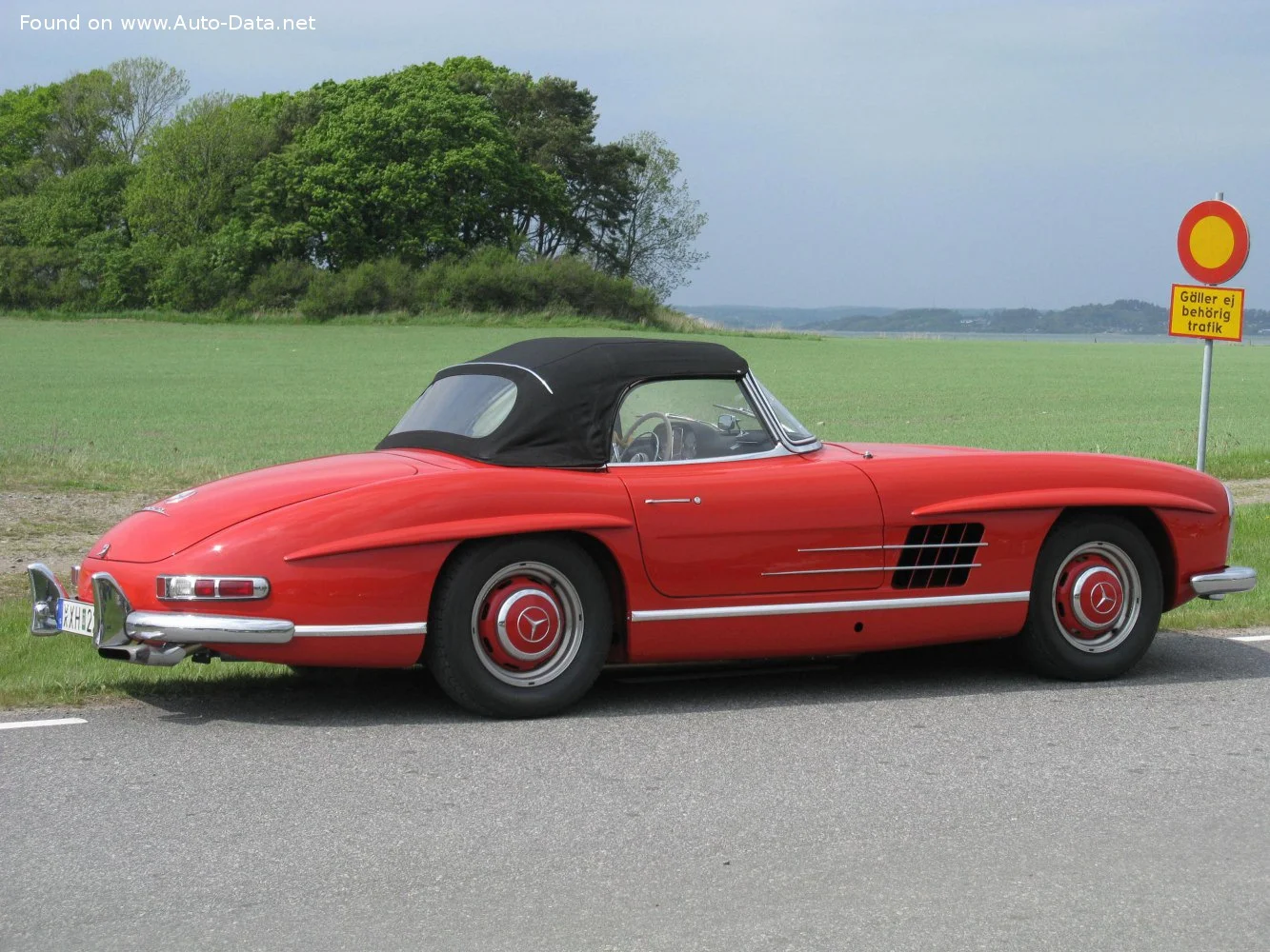 Mercedes-Benz SL 300 SL (215 Hp)1957 - 1963 thumbnail 8