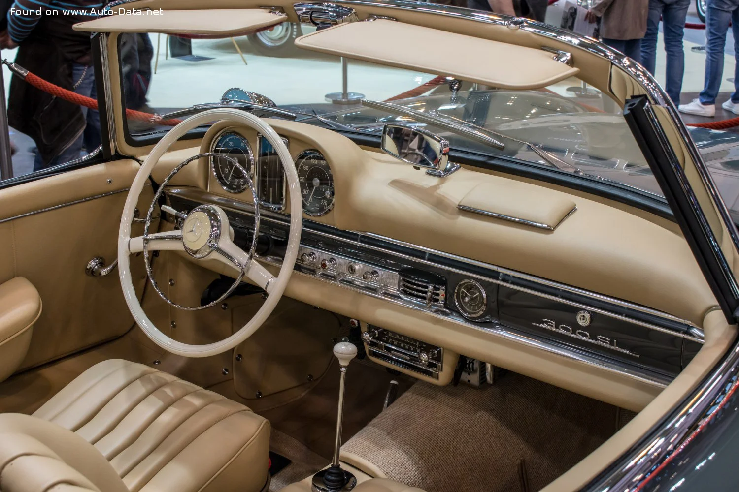 Mercedes-Benz SL 300 SL (215 Hp)1957 - 1963 thumbnail 9