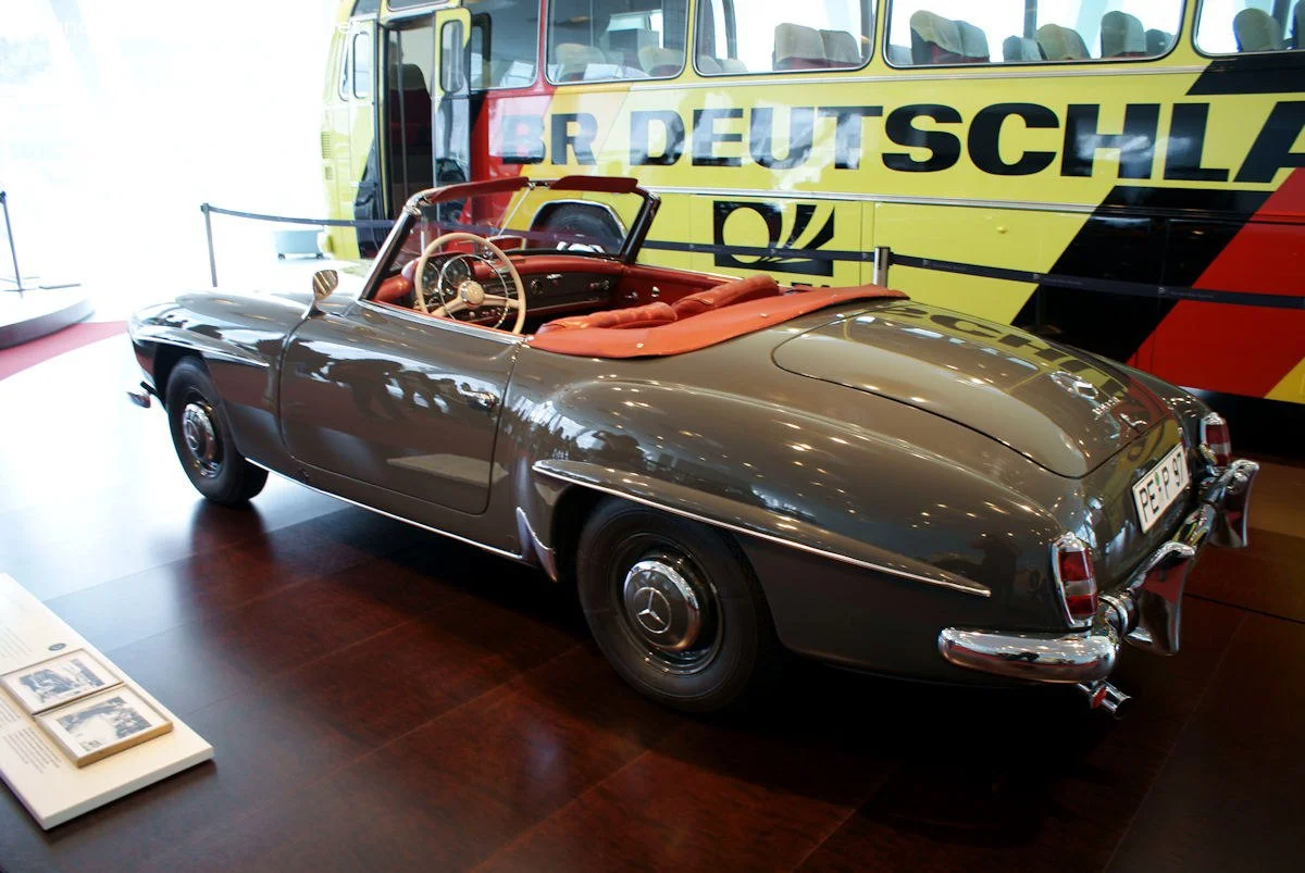 Mercedes-Benz SL 190 SL (105 Hp)1955 - 1963 thumbnail 17