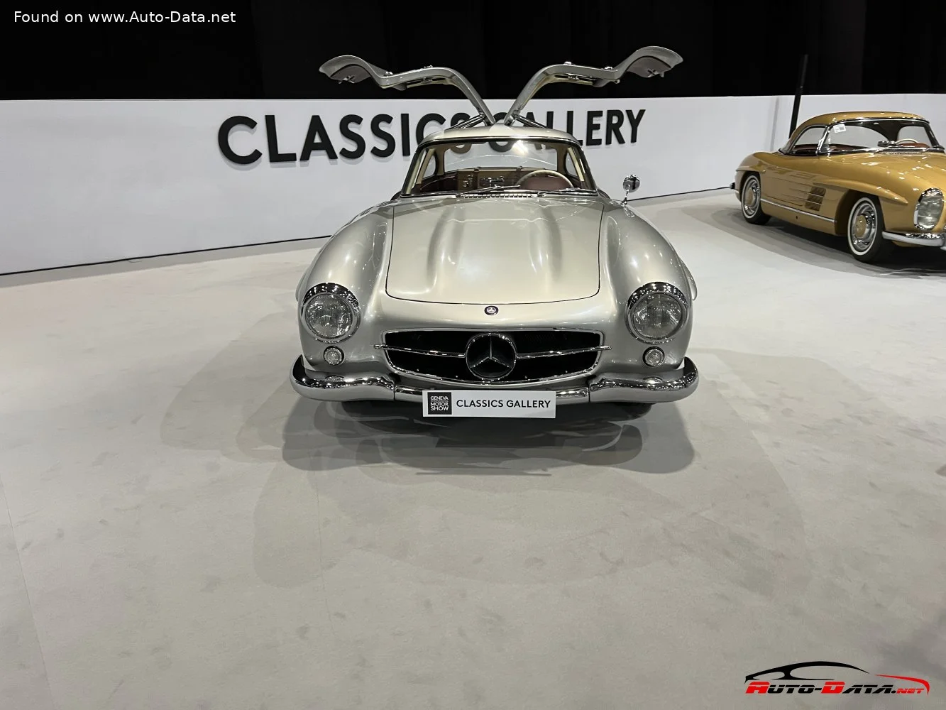 Mercedes-Benz SL 300 SL (215 Hp)1954 - 1957 thumbnail 4