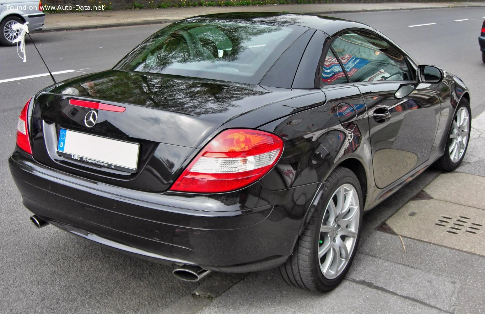 Mercedes-Benz SLK AMG SLK 55 V8 (360 Hp) 7G-TRONIC2004 - 2007 thumbnail 2