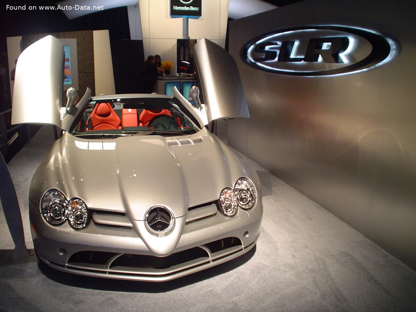 Mercedes-Benz SLR McLaren 5.5 V8 Kompressor (626 Hp) AMG SPEEDSHIFT R2007 - 2009 thumbnail 12