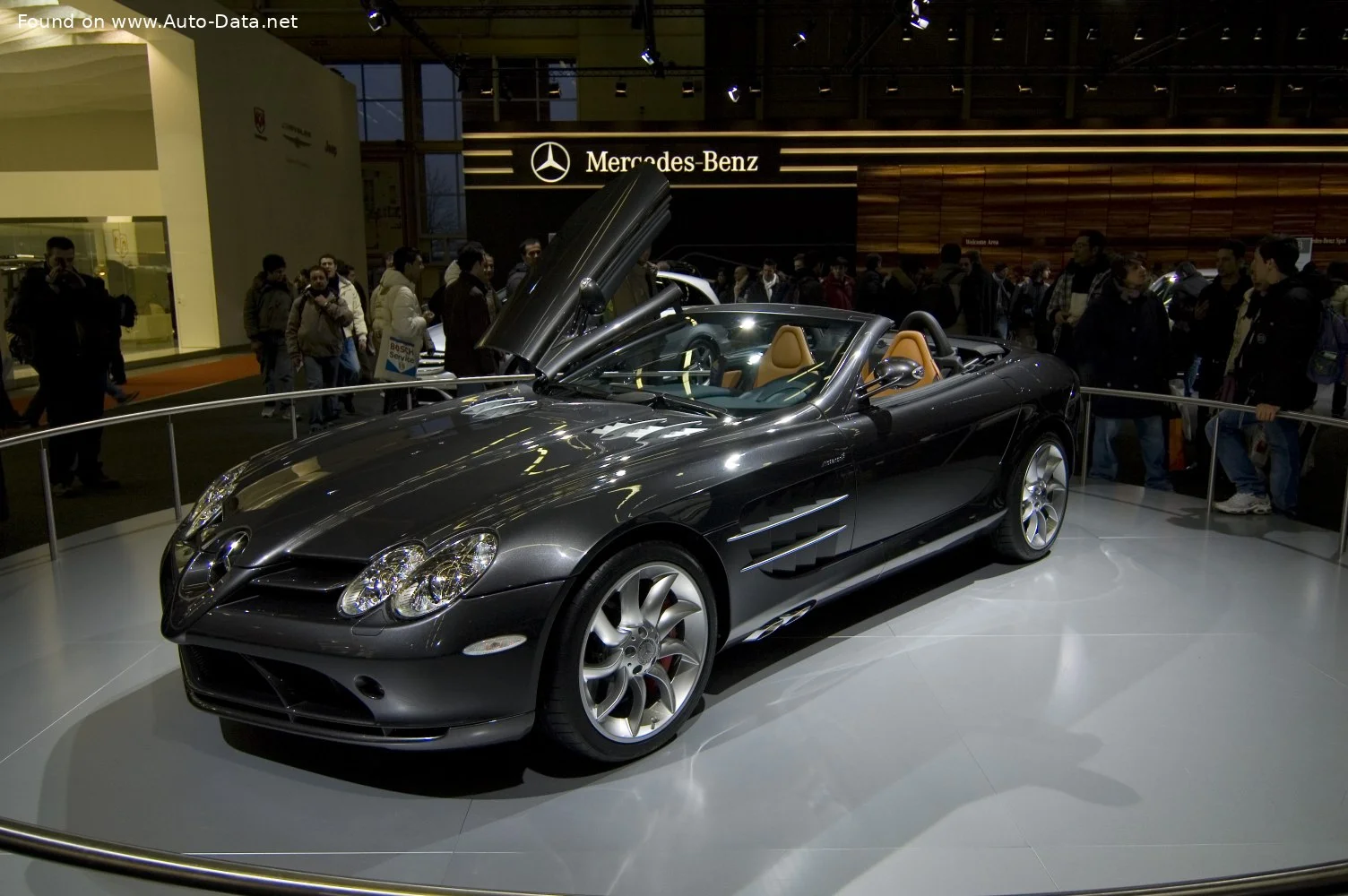 Mercedes-Benz SLR McLaren 5.5 V8 Kompressor (626 Hp) AMG SPEEDSHIFT R2007 - 2009 thumbnail 16