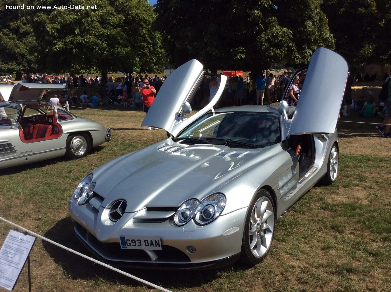 Mercedes-Benz SLR McLaren 5.5 V8 Kompressor (626 Hp) AMG SPEEDSHIFT R2004 - 2008 thumbnail 18